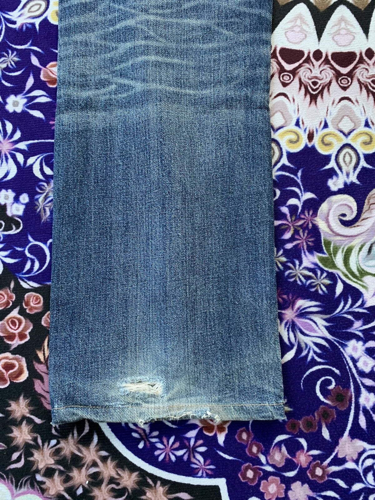 Levi's Vintage Clothing Levis 501 Distressed Denim Size US 32 / EU 48 - 12 Thumbnail