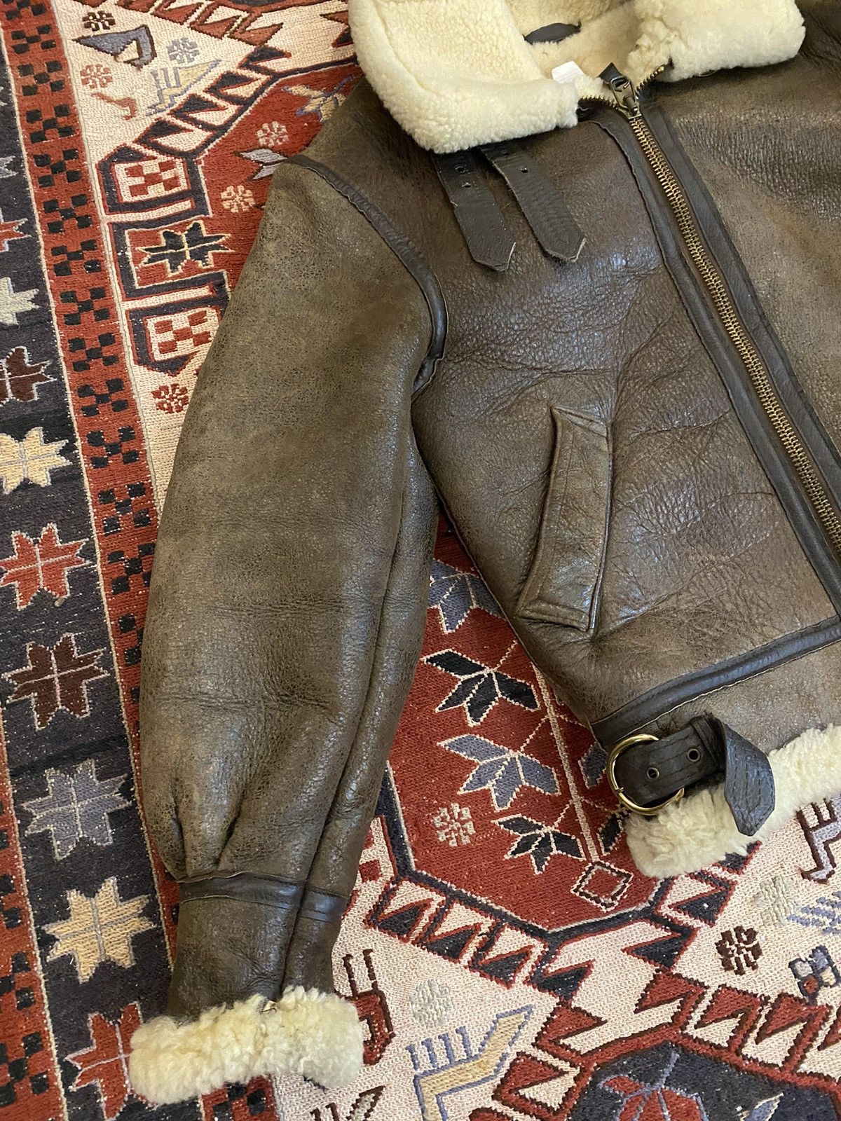 Japanese Brand × Vintage Vintage Sheepskin Shearling B-3 Avitor Bomber Jacket Size US M / EU 48-50 / 2 - 9 Thumbnail