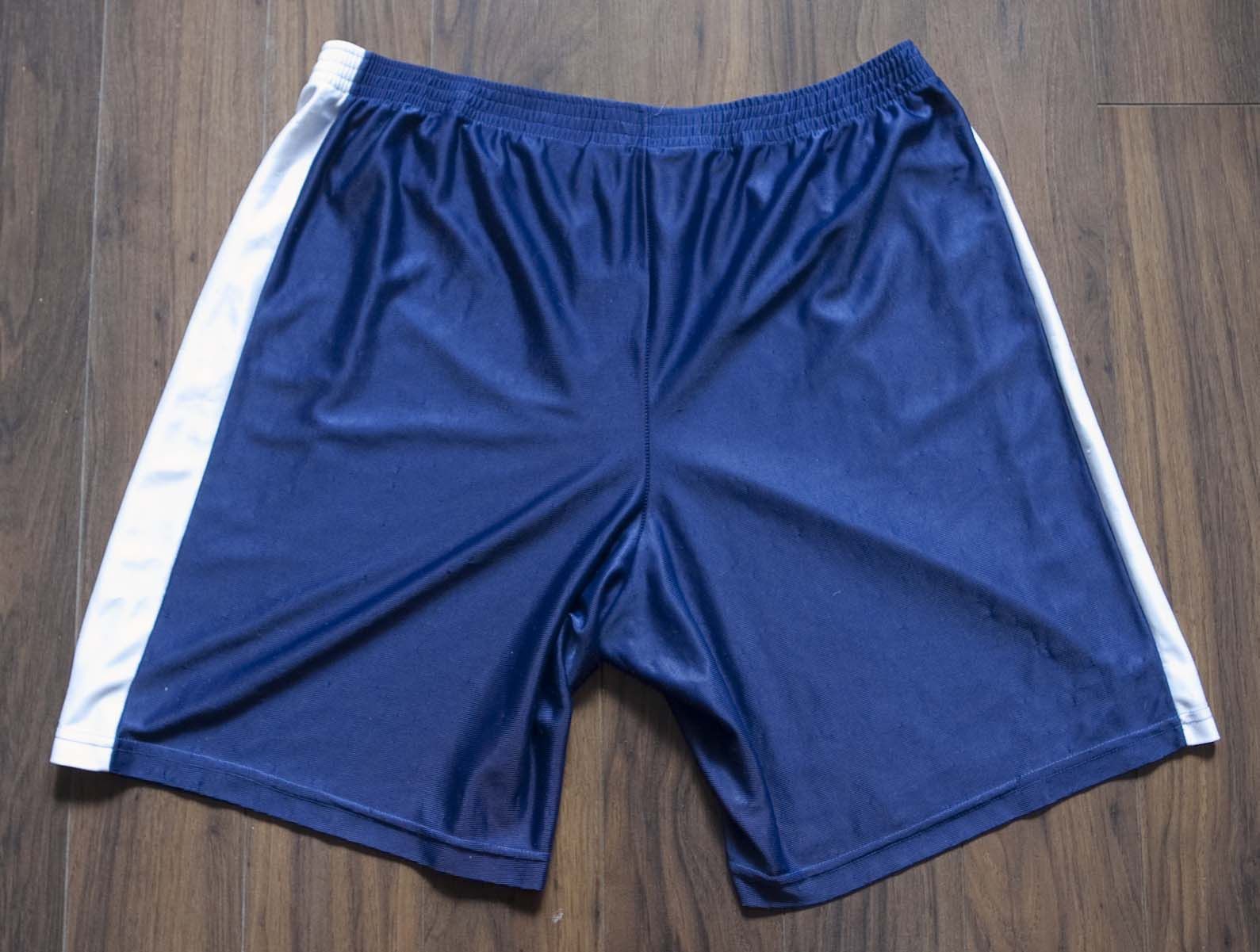 NCAA × Vintage Georgetown Hoyas Shorts #33 Patrick Ewing Size 40 Vintage Size US 40 / EU 56 - 5 Thumbnail