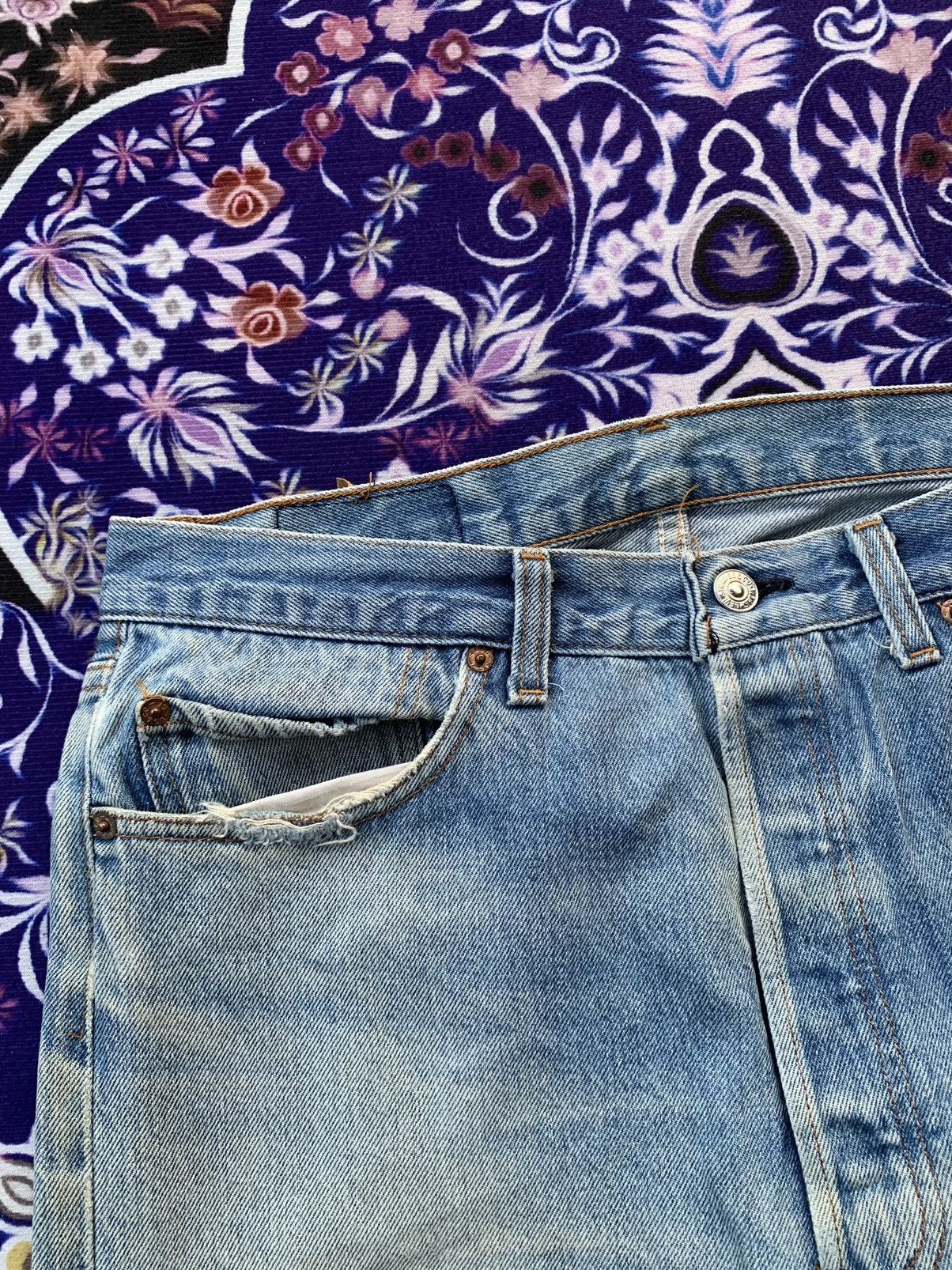 Levi's Vintage 90's Levis 501XX Distressed Denim Size US 32 / EU 48 - 5 Thumbnail