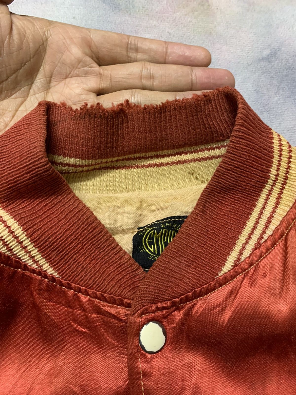 Vintage VINTAGE 1950s EMPIRE THE EMBLEM OF SATISFACTION UNITED CARR Size US M / EU 48-50 / 2 - 9 Thumbnail