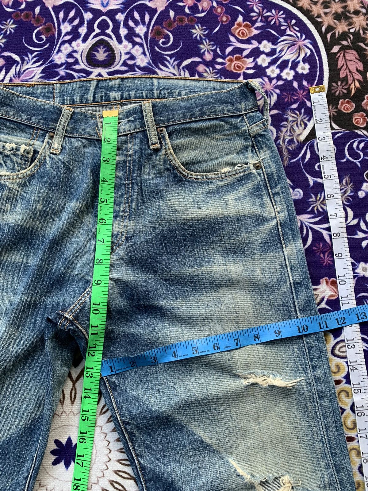 Levi's Vintage Clothing Vintage Levis 501 Distressed Denim Size US 30 / EU 46 - 15 Thumbnail