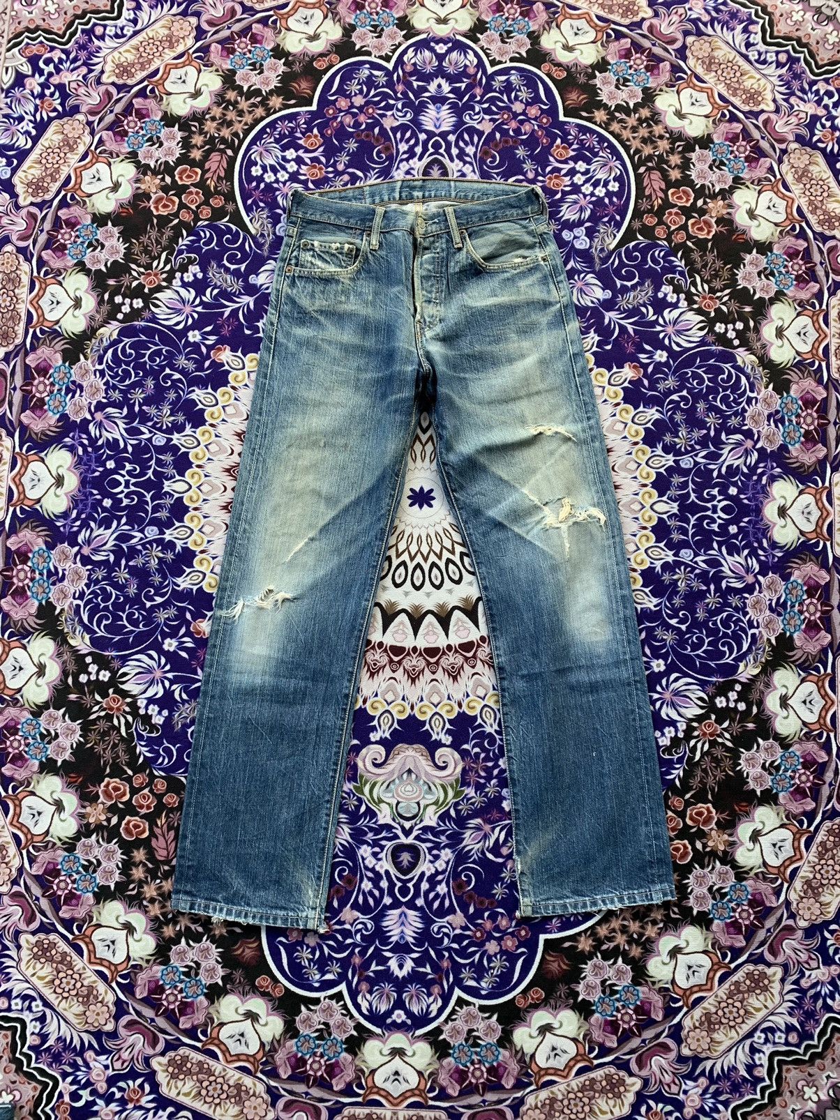 Levi's Vintage Clothing Vintage Levis 501 Distressed Denim Size US 30 / EU 46 - 1 Thumbnail