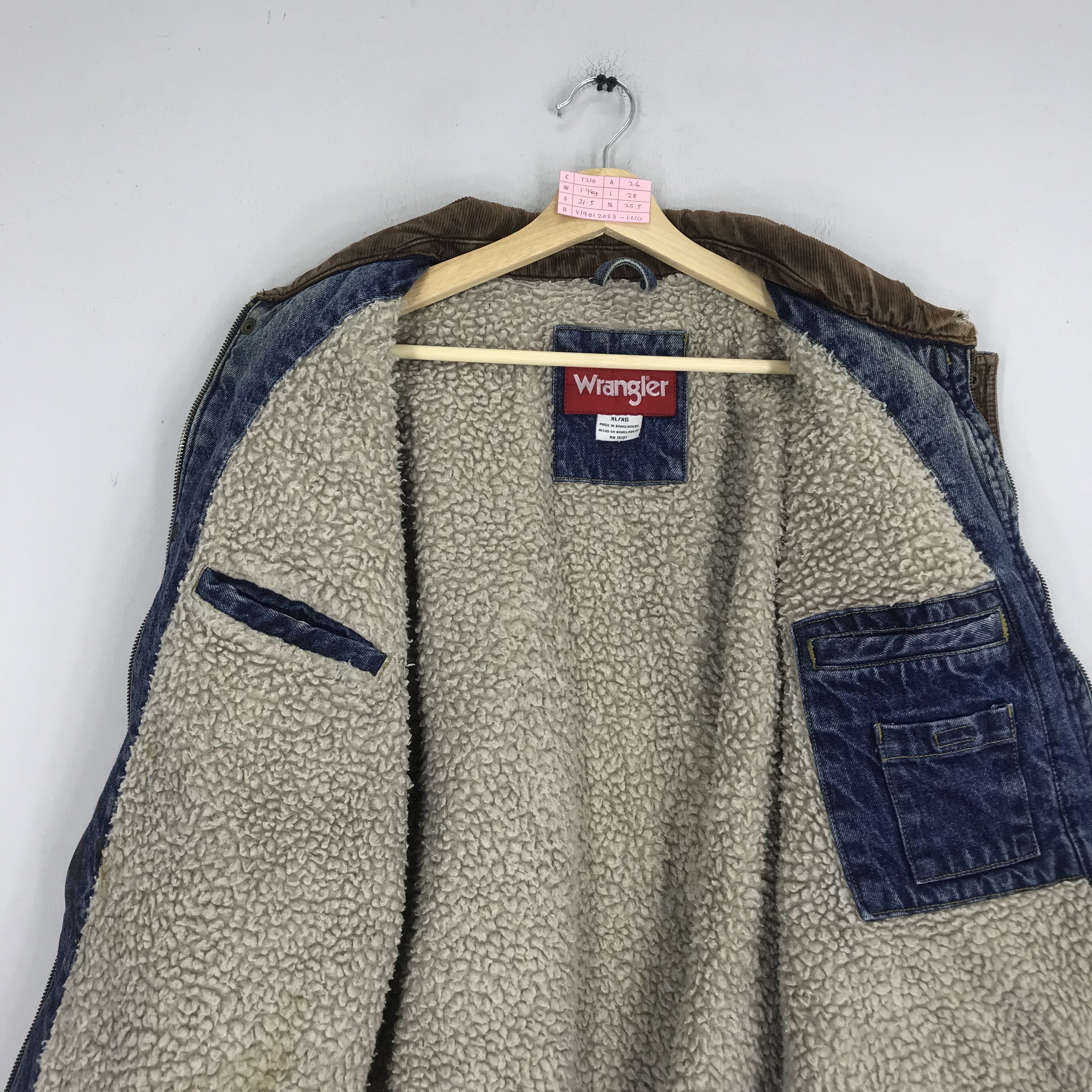 Wrangler Vintage 90s Wrangler Denim Jacket Four Pocket Sherpa Lining Size US XL / EU 56 / 4 - 14 Thumbnail