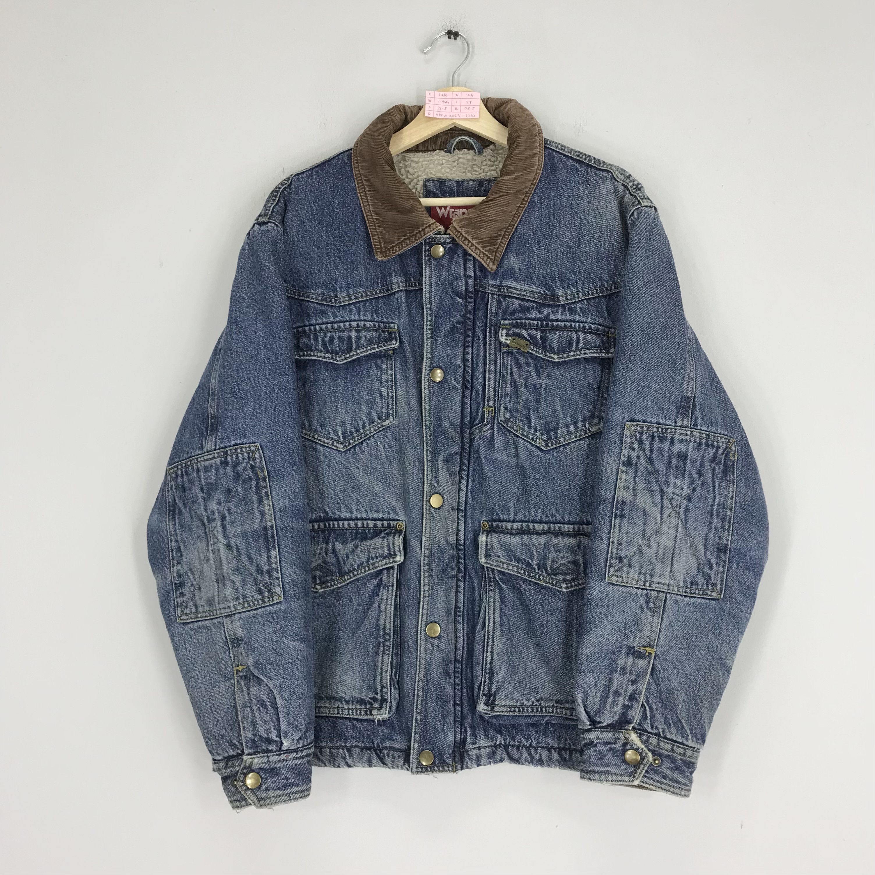 Vintage Wrangler Rugged Wear Denim Trucker Jacket Realtree