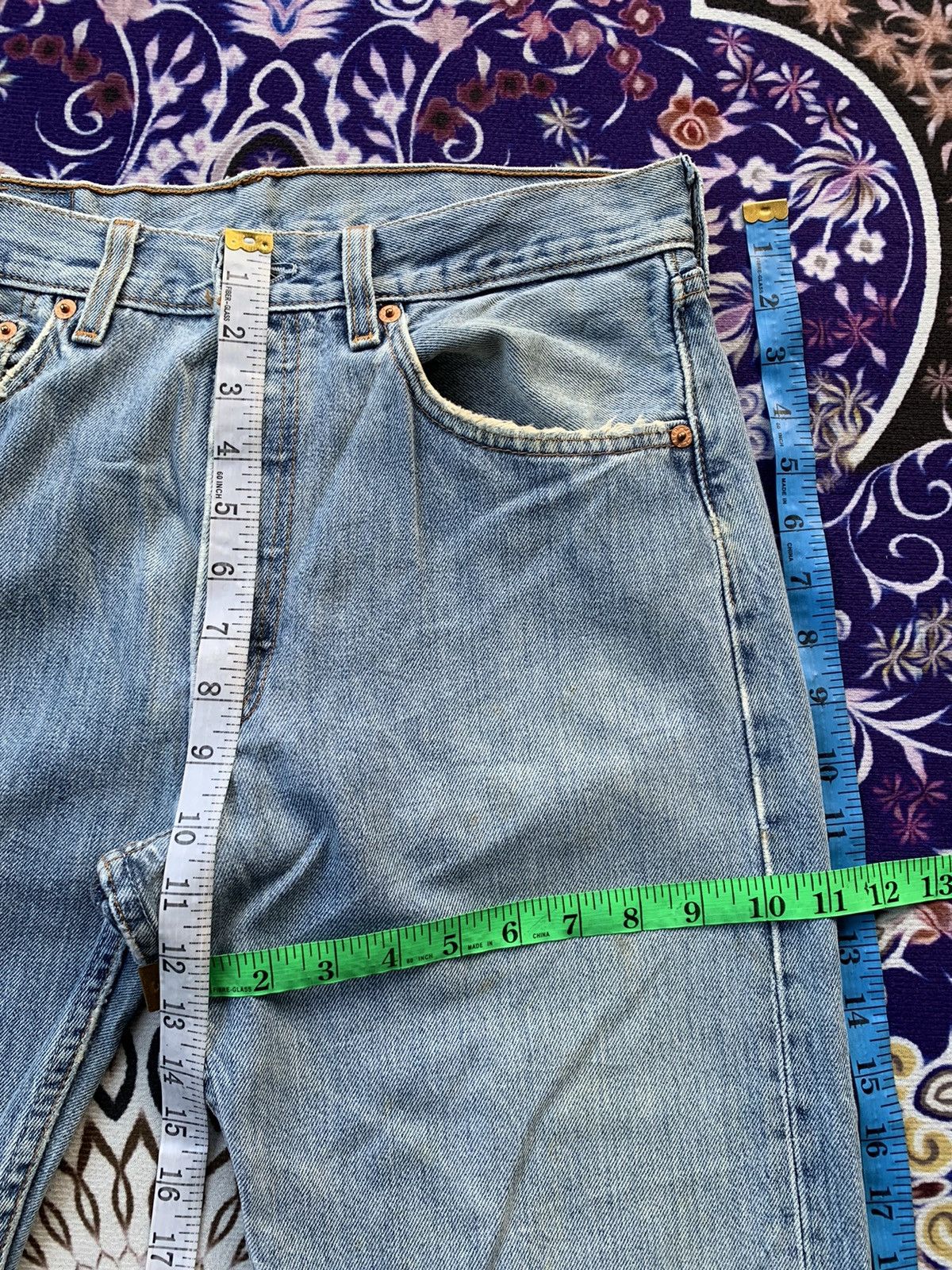 Levi's Vintage Clothing Vintage Levis 501 Distressed Denim Size US 31 - 14 Thumbnail