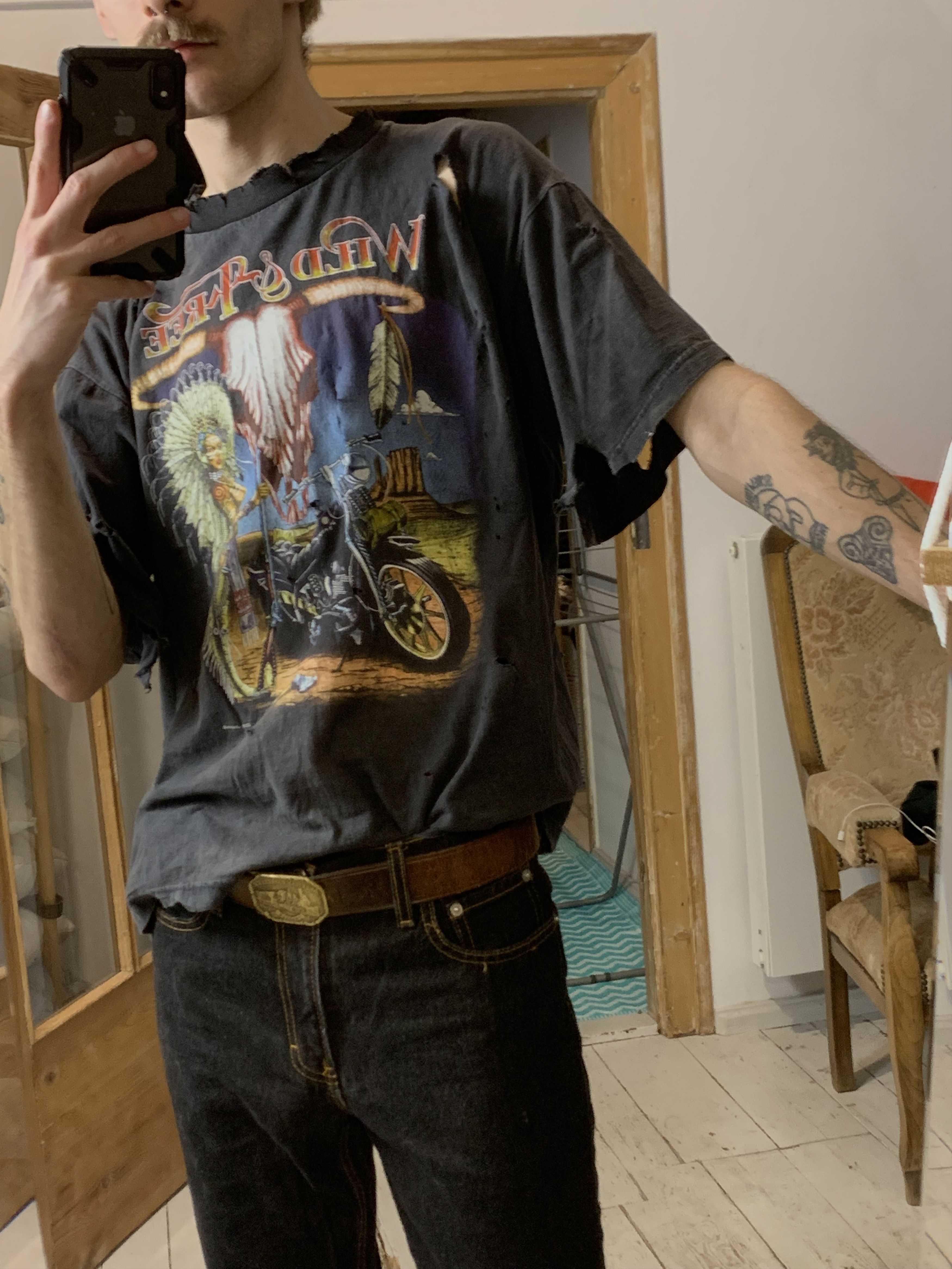 Vintage 90s Distressed Sun Faded Native American Bike Tee Size US XL / EU 56 / 4 - 2 Thumbnail