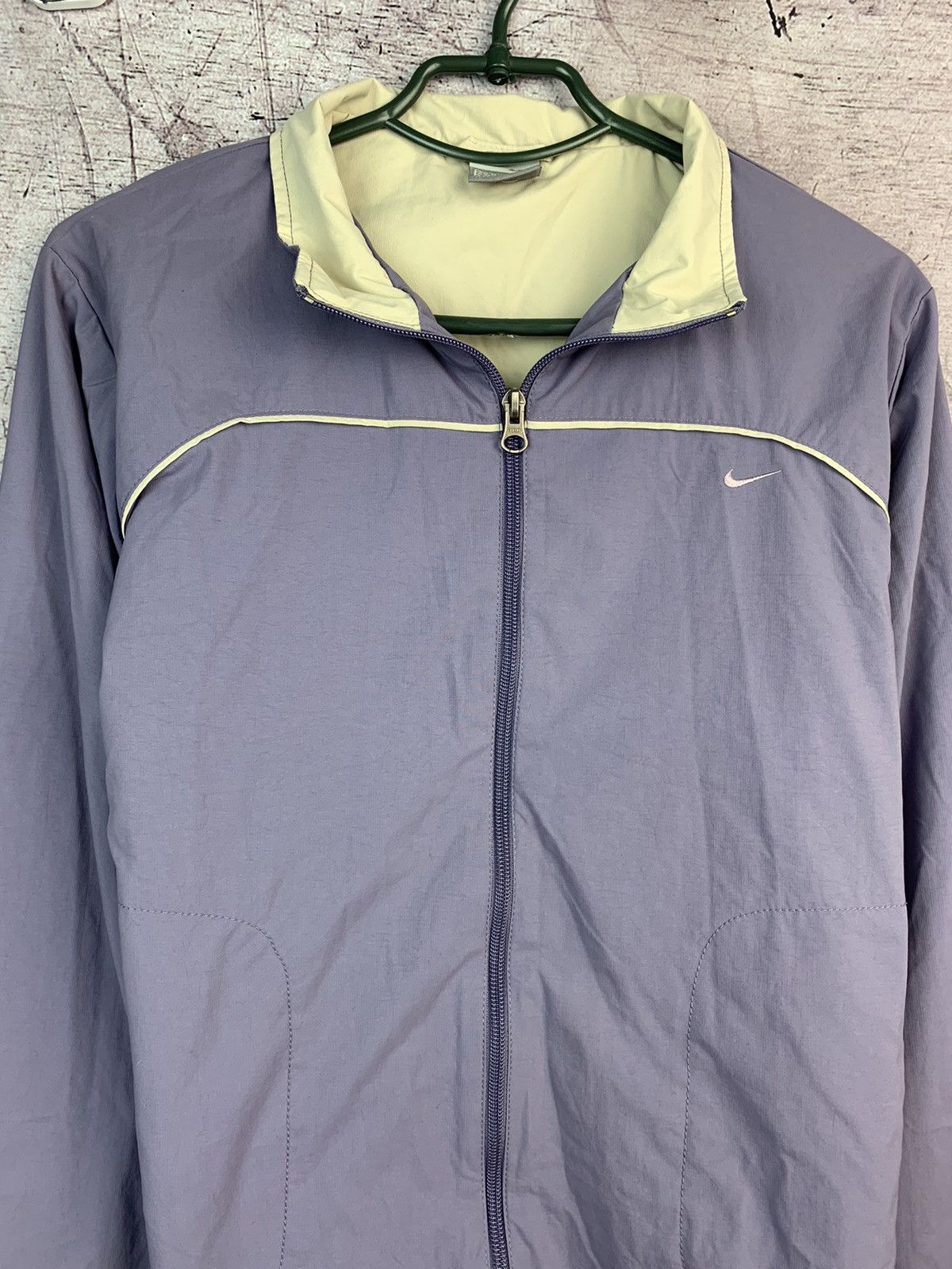 Nike Nike Vintage Womens Nylon Track Top Jacket Size M / US 6-8 / IT 42-44 - 2 Thumbnail