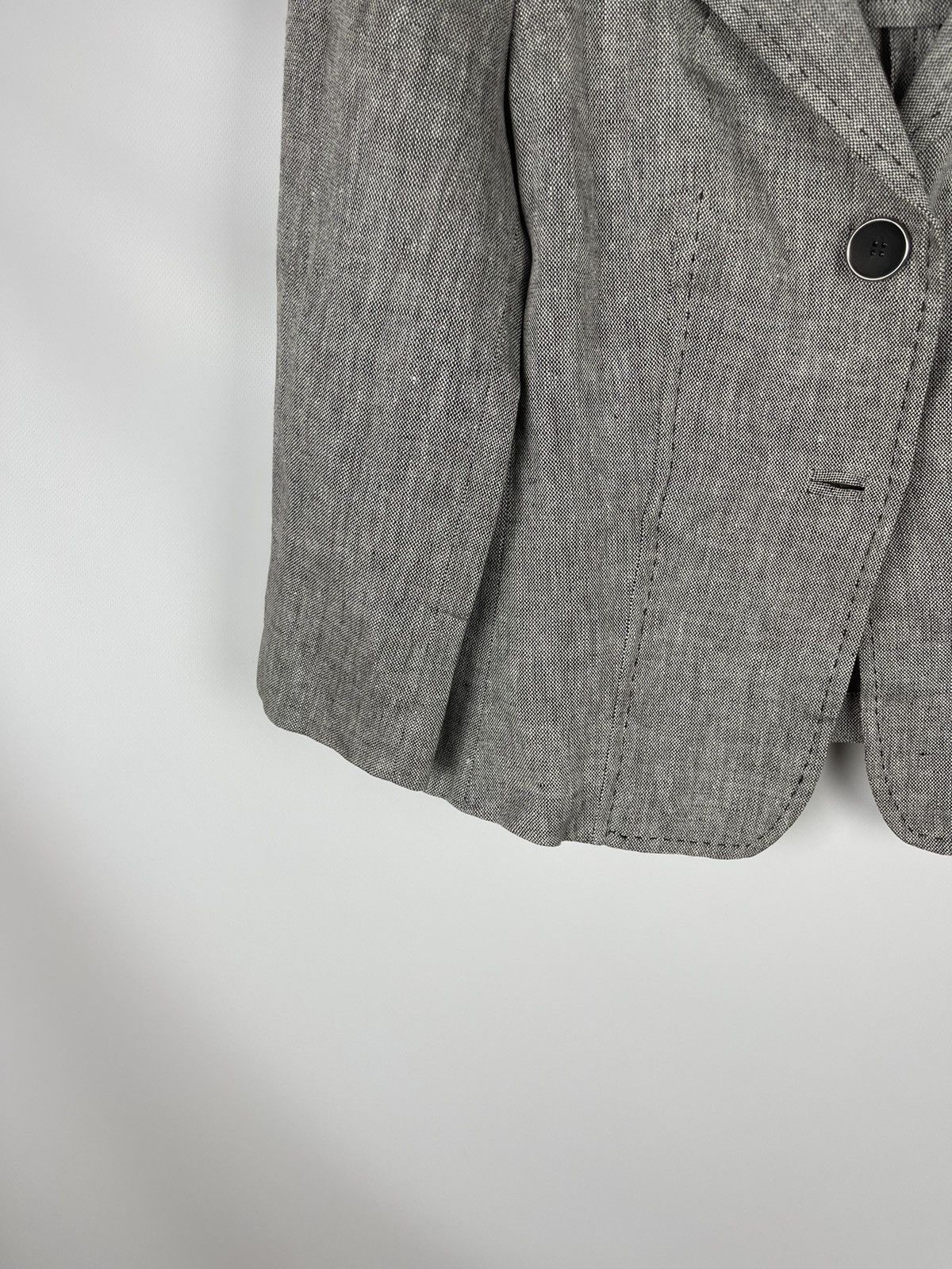 Max Mara Max Mara pure linen made in Italy short cropped blazer Size L / US 10 / IT 46 - 3 Thumbnail