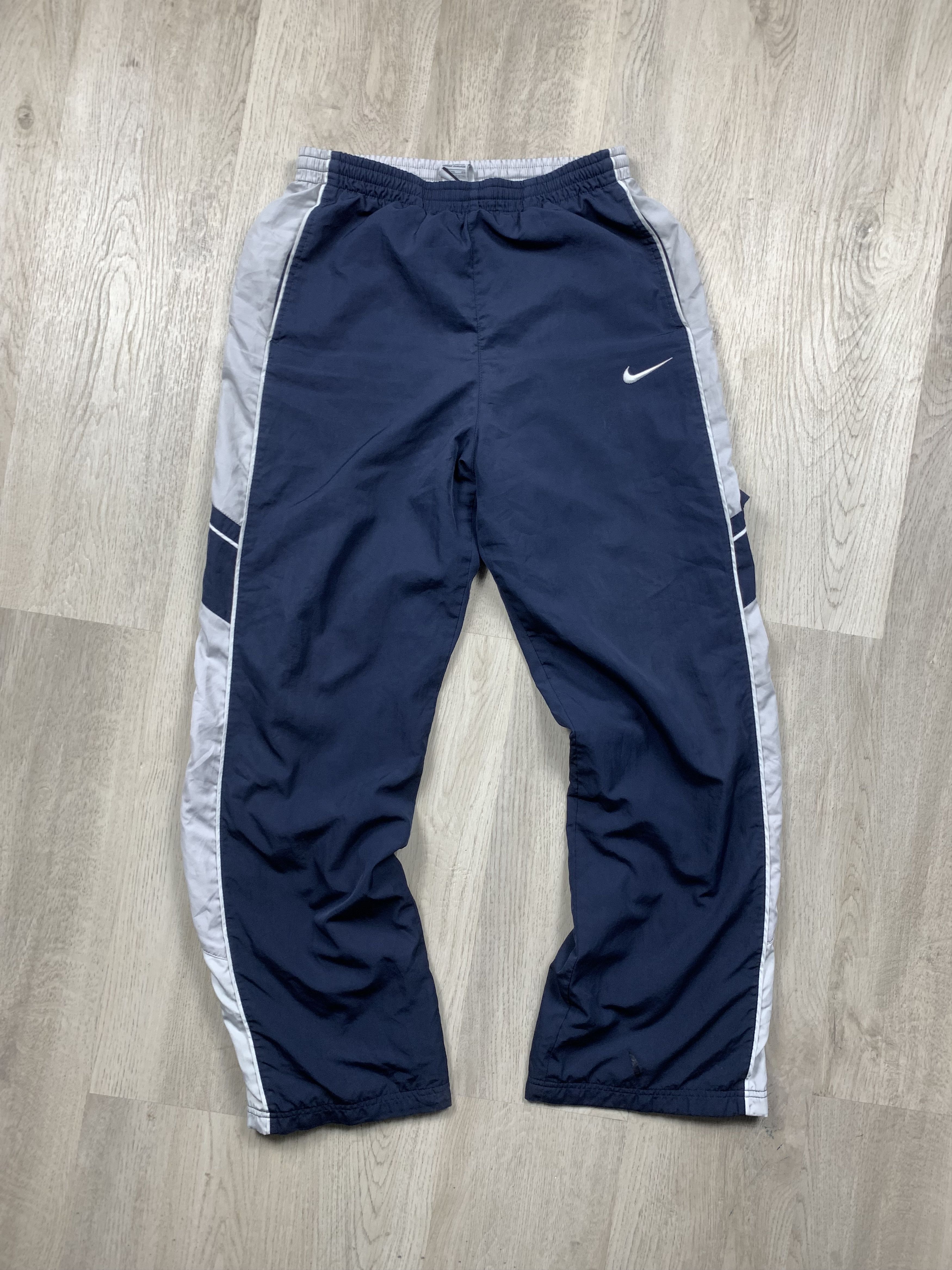 Nike Nike Vintage Distressed Mens Nylon Pants Drill style Size US 30 / EU 46 - 1 Thumbnail