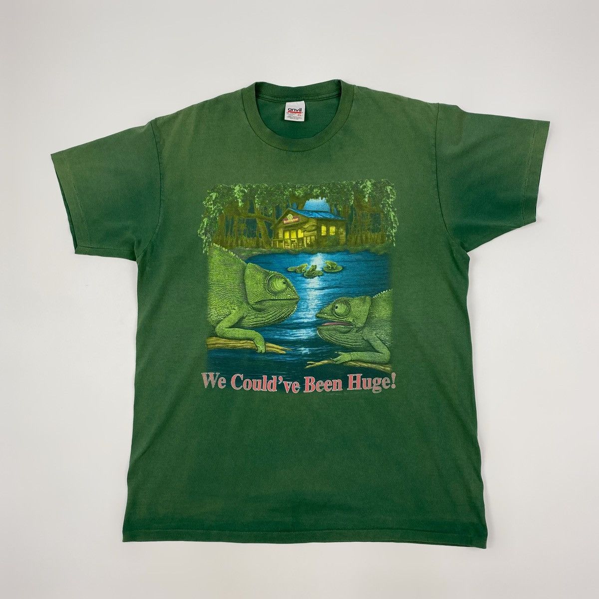 Vintage 1997 Vintage Faded Budweiser Lizards Promo Graphic Tee Size US XL / EU 56 / 4 - 1 Thumbnail