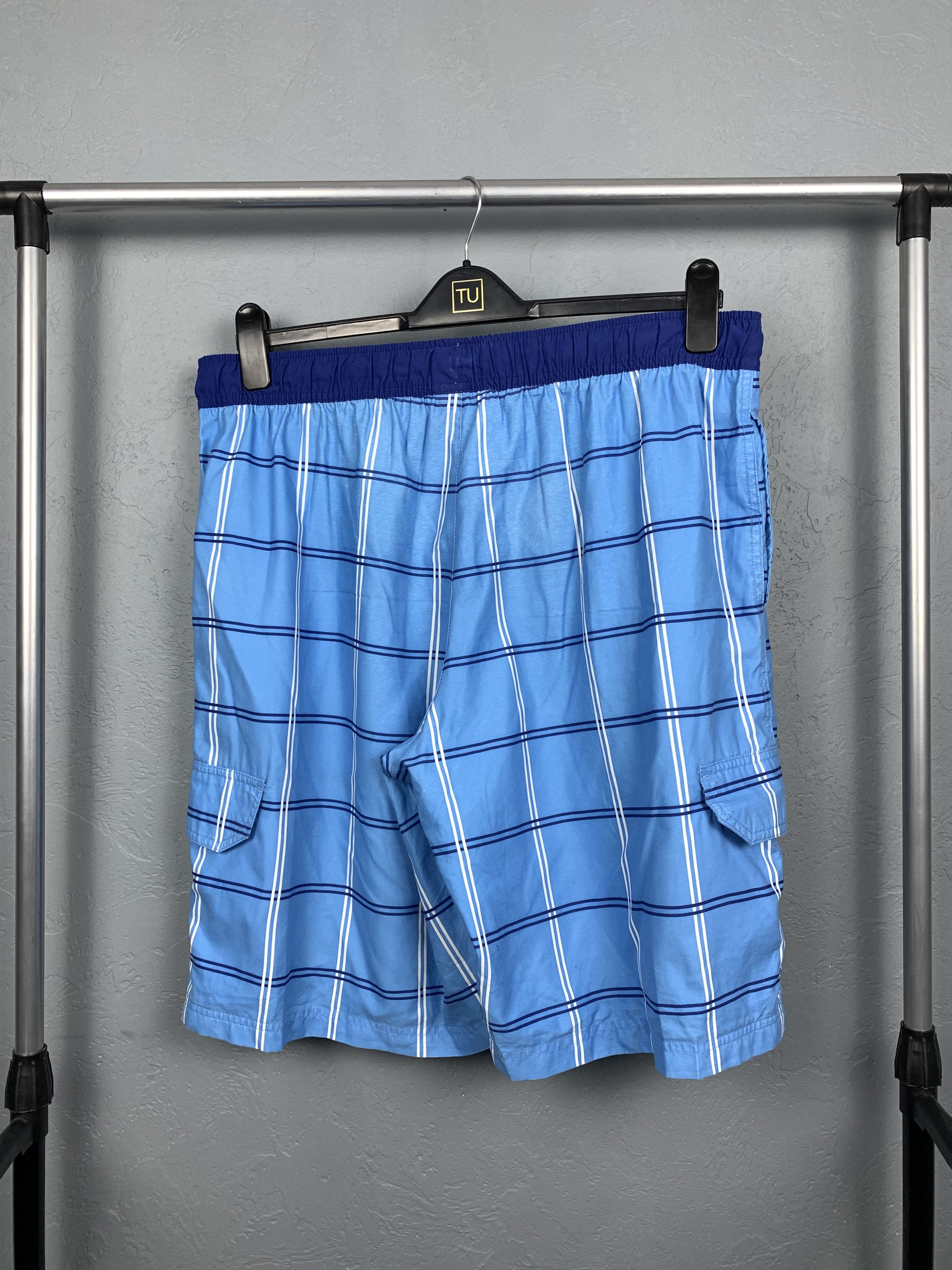 Nike Nike Vintage Mens Shorts Y2K Size US 34 / EU 50 - 8 Thumbnail
