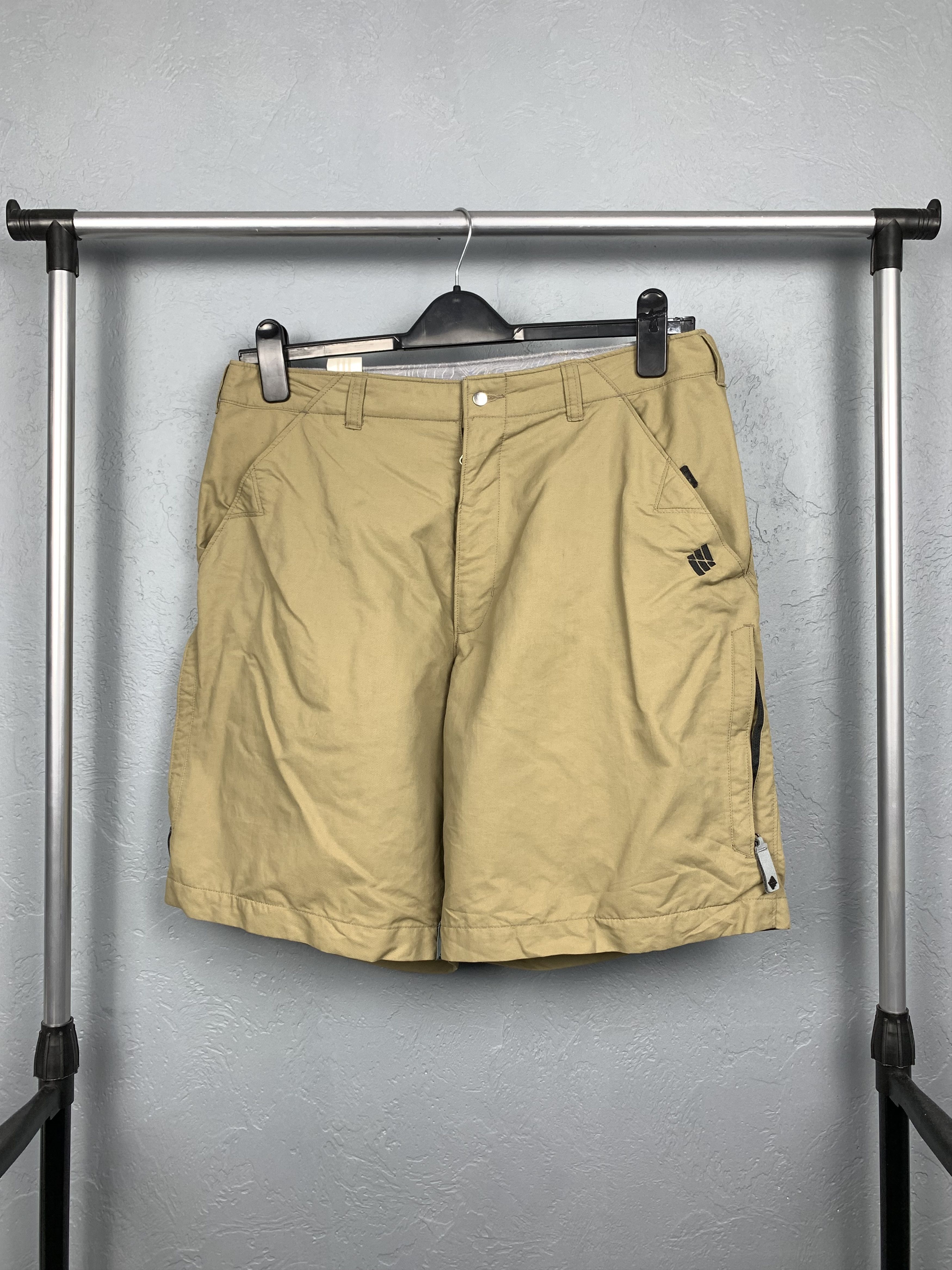 Adidas Adidas Vintage Mens Cargo Multi Pocket Shorts Size US 34 / EU 50 - 1 Thumbnail