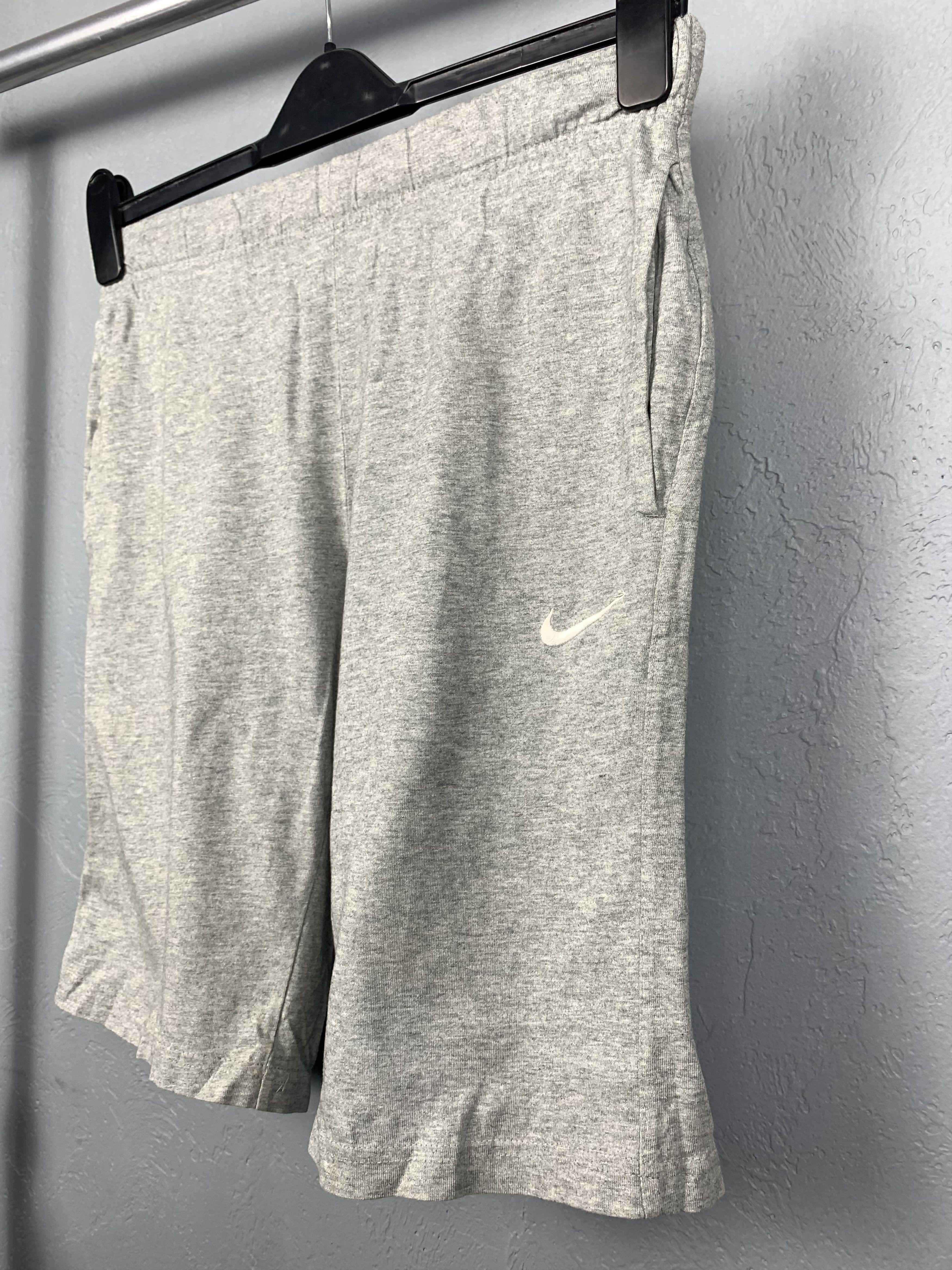 Nike Vintage Nike Mens Cotton Shorts Y2K Size US 30 / EU 46 - 2 Thumbnail