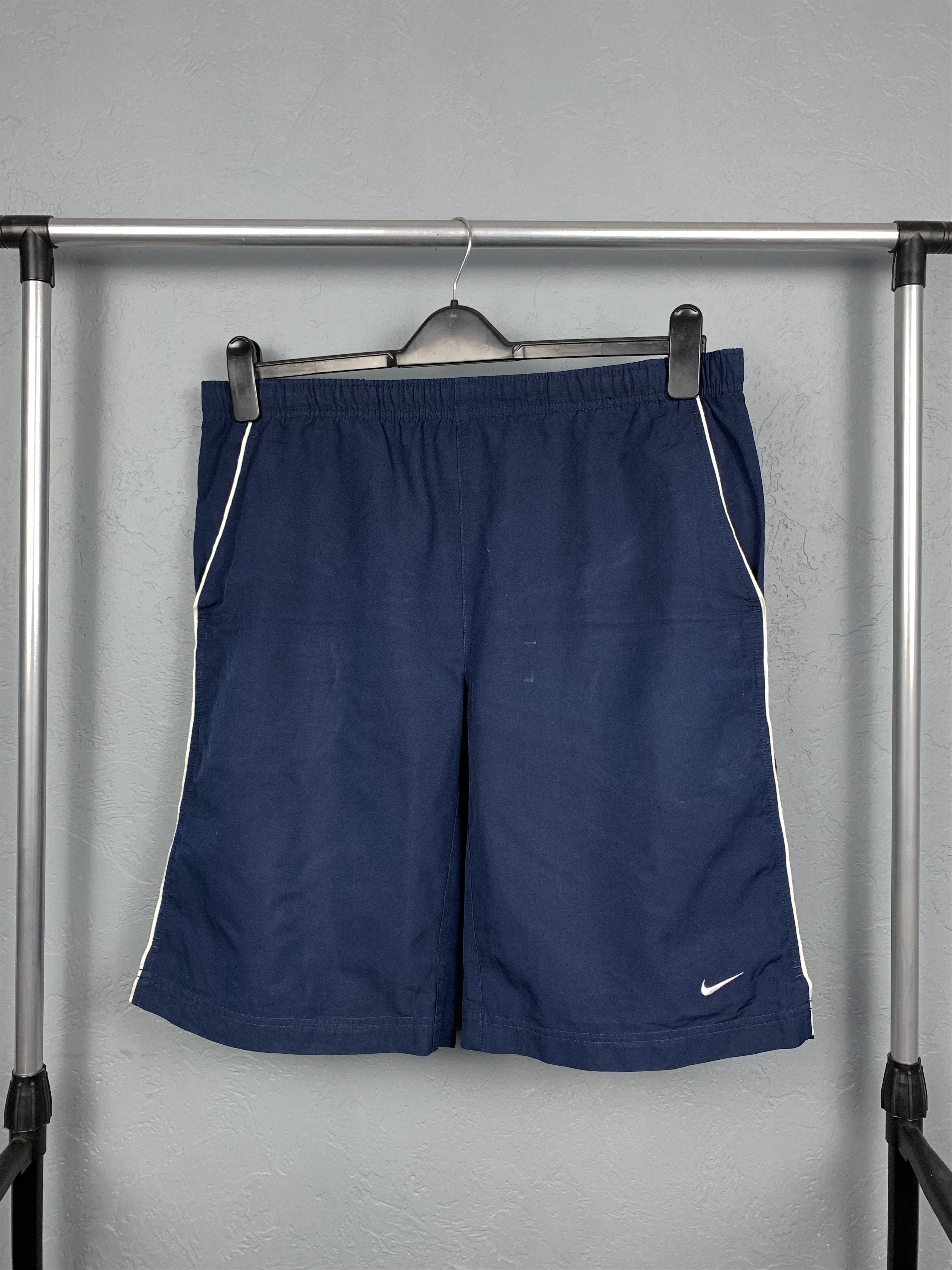 Nike Nike Vintage Distressed Mens Nylon Shorts Y2K Size US 32 / EU 48 - 1 Thumbnail