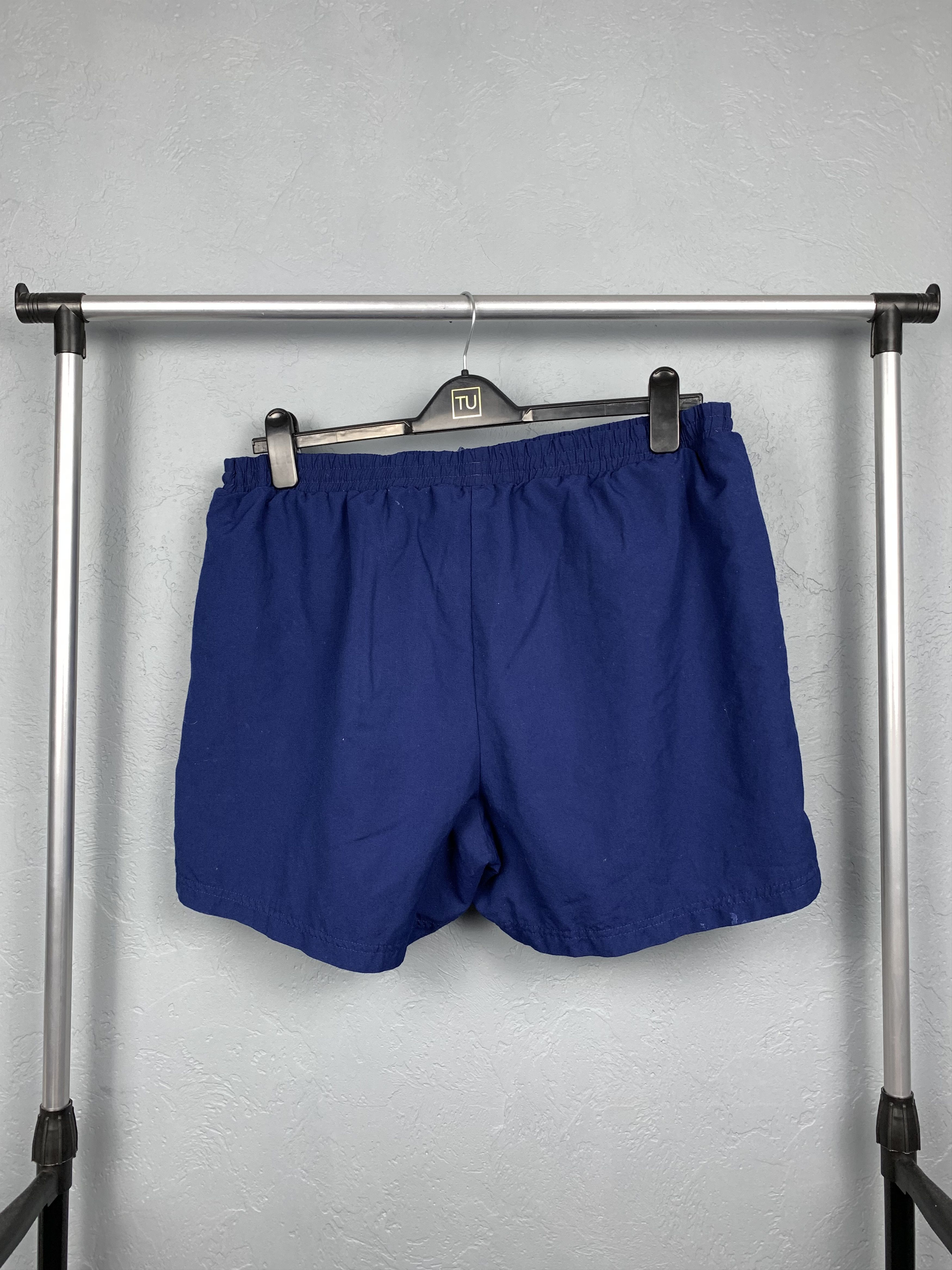 Adidas Adidas 90s Vintage Mens Nylon Shorts Size US 34 / EU 50 - 4 Thumbnail