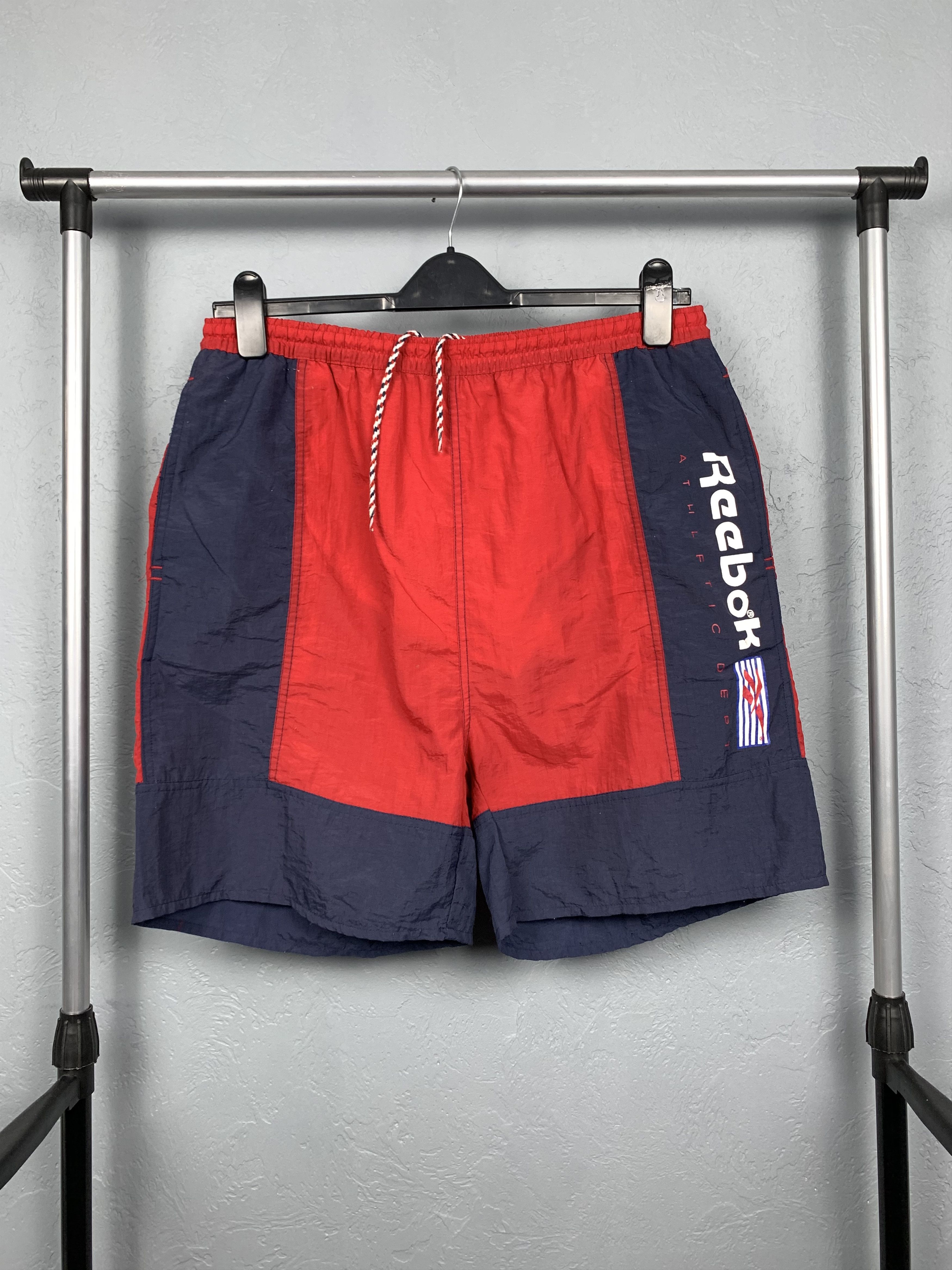 Reebok Vintage Reebok Mens Shorts Size US 34 / EU 50 - 1 Thumbnail