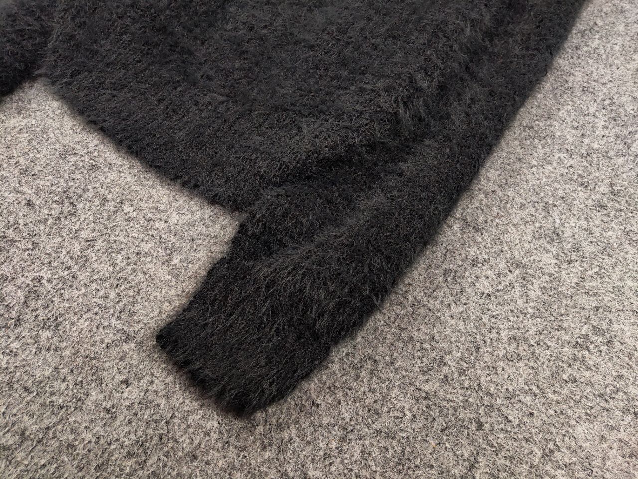Japanese Brand Vintage 90's Japanese Dark Knit Sweater Mohair Fuzzy Style Size M / US 6-8 / IT 42-44 - 5 Thumbnail
