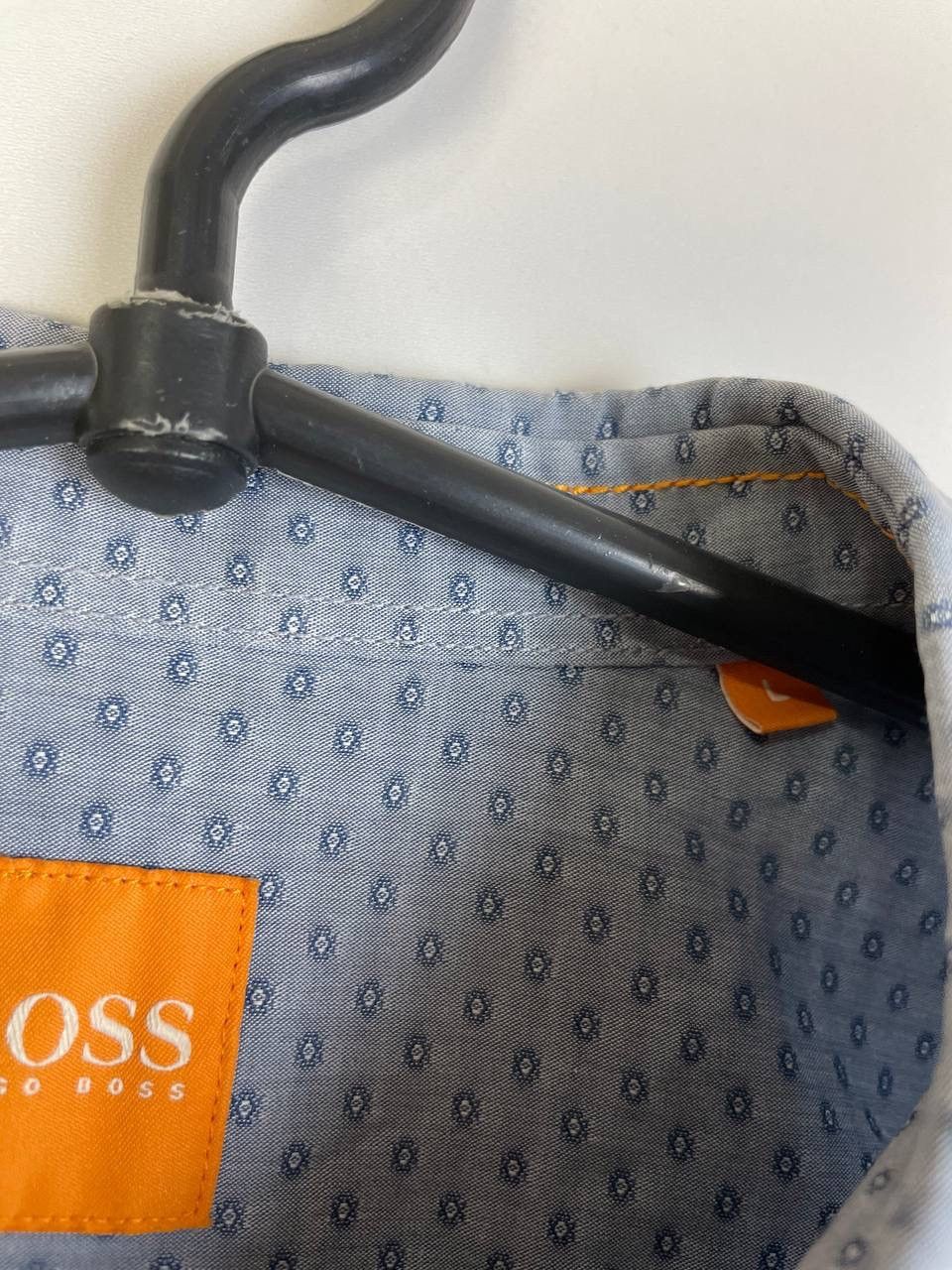 Hugo Boss Hugo Boss luxury shirt size L Size US L / EU 52-54 / 3 - 3 Thumbnail