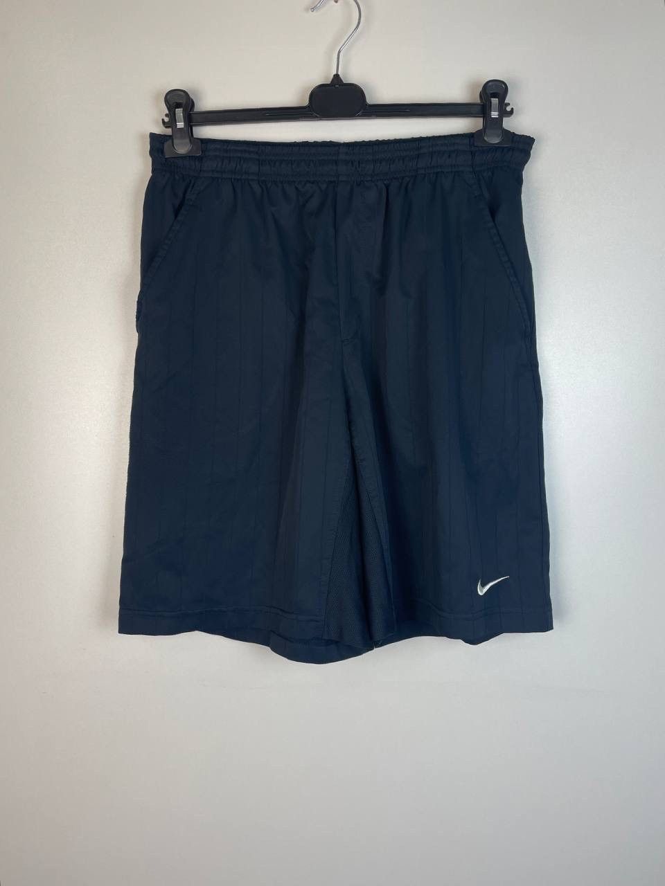 Vintage Nike vintage shorts size M Size US 32 / EU 48 - 1 Thumbnail