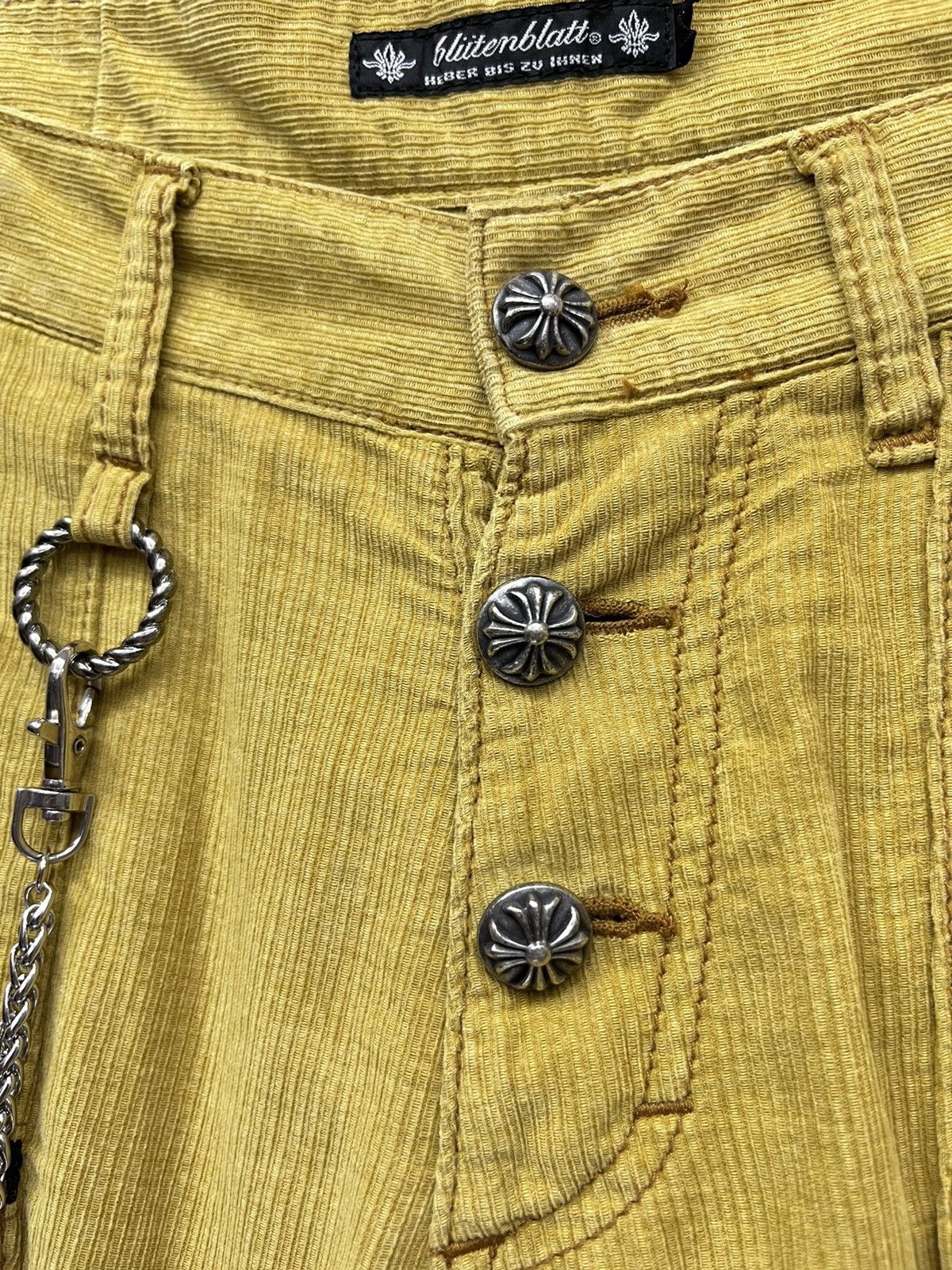 Japanese Brand BLUTENBLATT Light Corduroy Flare Chrome Heart Button Style Size US 30 / EU 46 - 4 Thumbnail