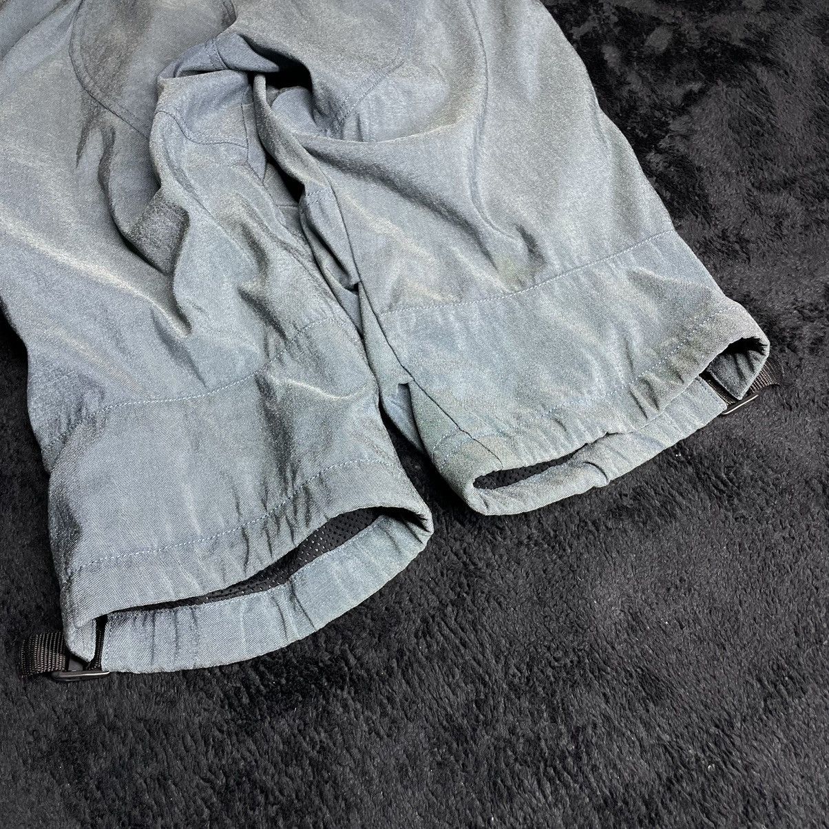 General Research a87 GENERAL RESEARCH 3rd Quarter PANTS BIG SPELLOUT Size US 33 - 14 Thumbnail