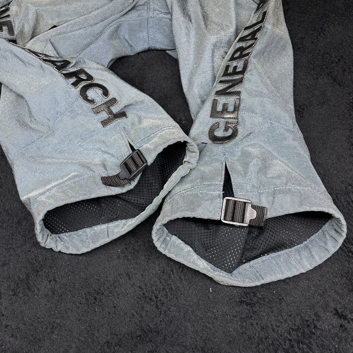 General Research a87 GENERAL RESEARCH 3rd Quarter PANTS BIG SPELLOUT Size US 33 - 16 Thumbnail