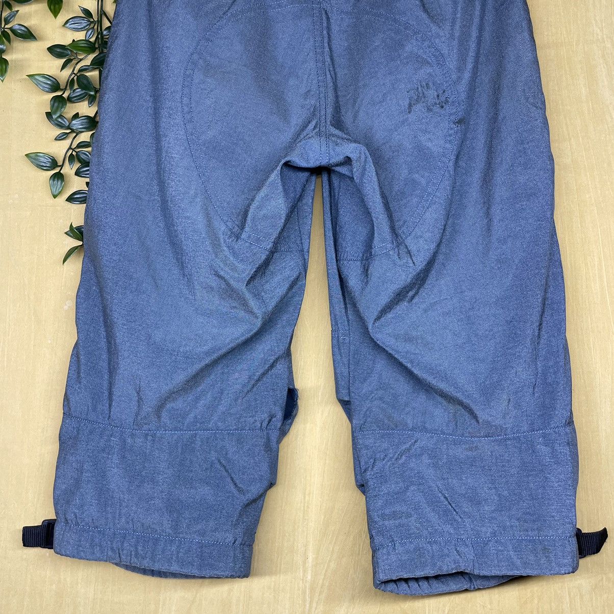 General Research a87 GENERAL RESEARCH 3rd Quarter PANTS BIG SPELLOUT Size US 33 - 10 Thumbnail