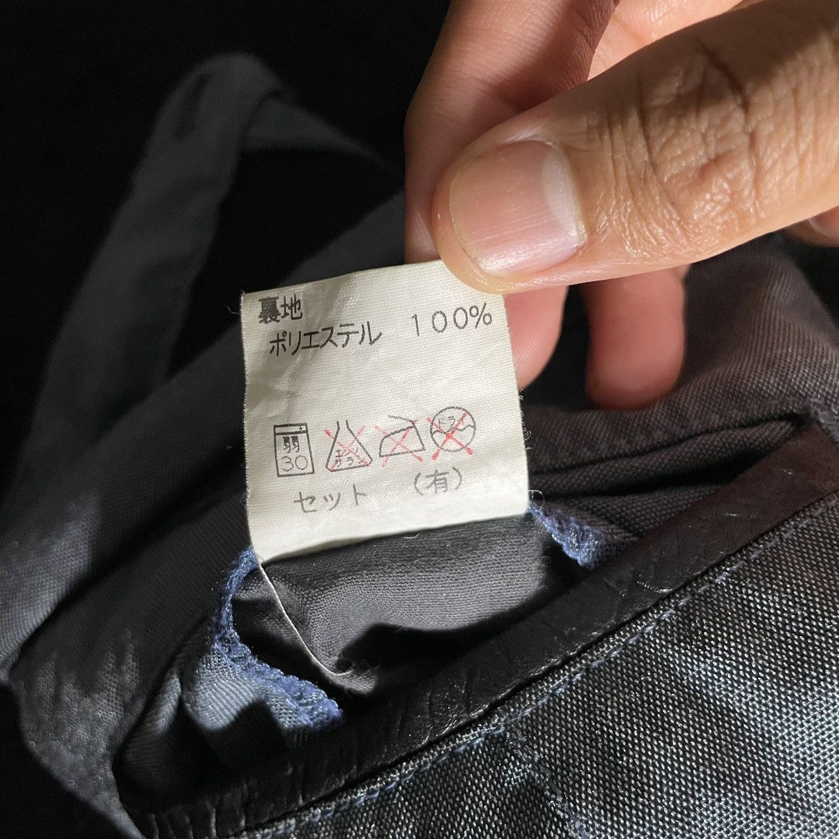 General Research a87 GENERAL RESEARCH 3rd Quarter PANTS BIG SPELLOUT Size US 33 - 21 Thumbnail