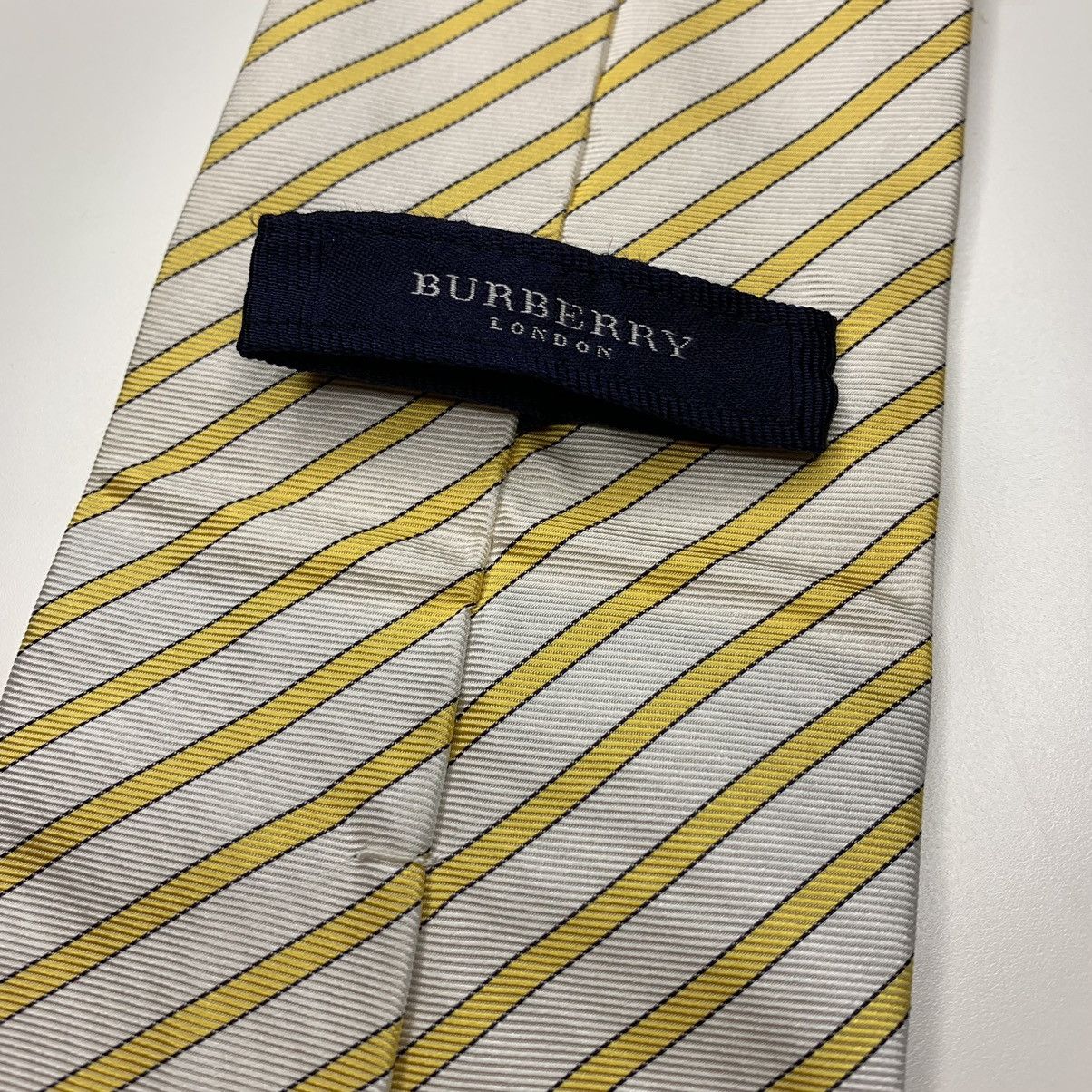 Burberry Burberry Burberrys Luxury Tie Size ONE SIZE - 8 Thumbnail