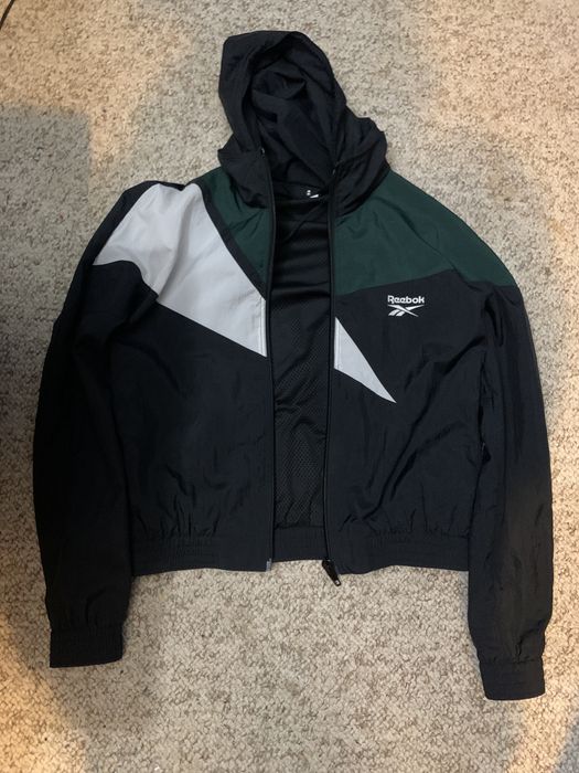 Vetements reebok windbreaker sale