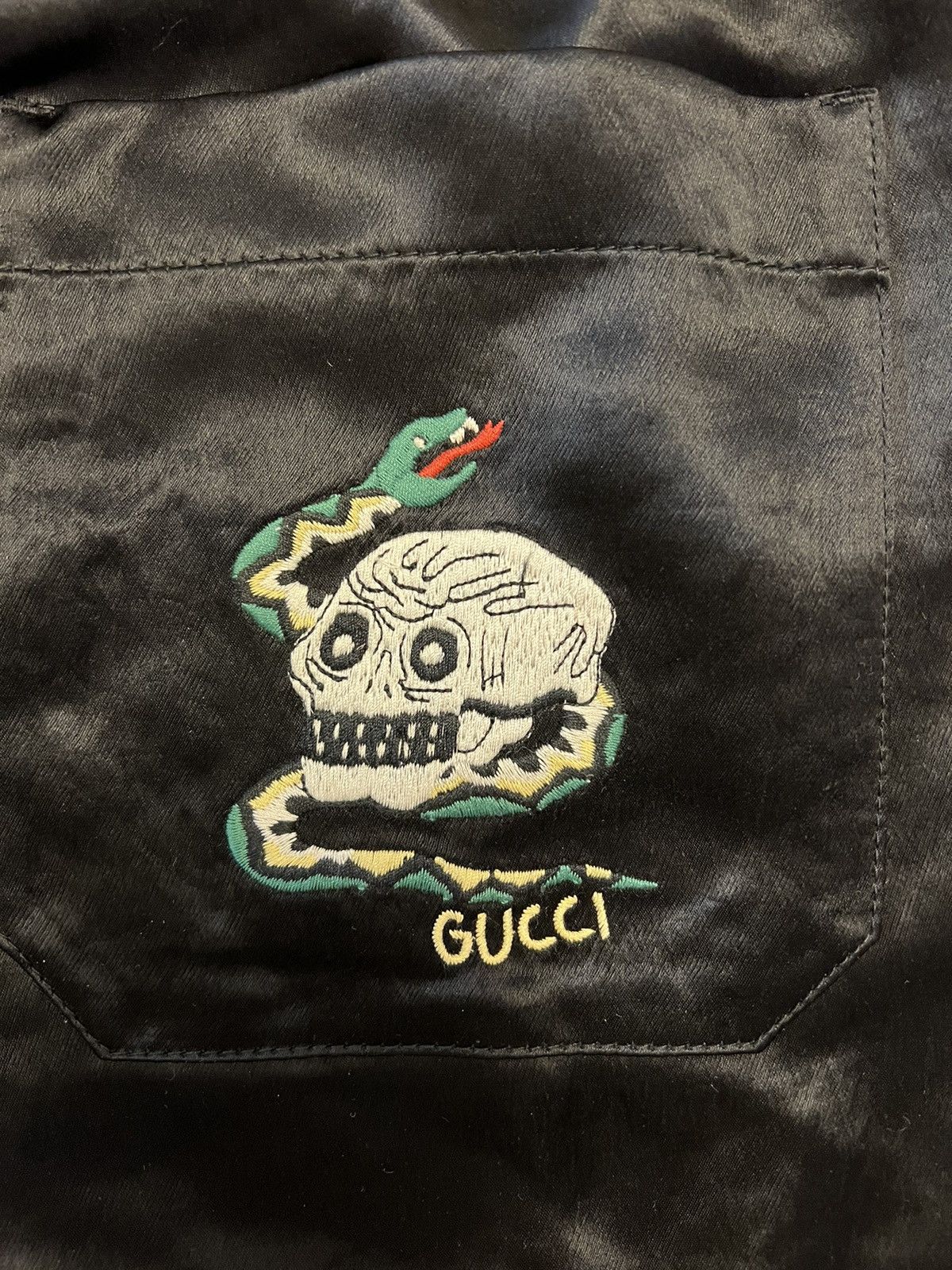 Gucci Black logo shorts with skull & snake Size US 31 - 3 Thumbnail