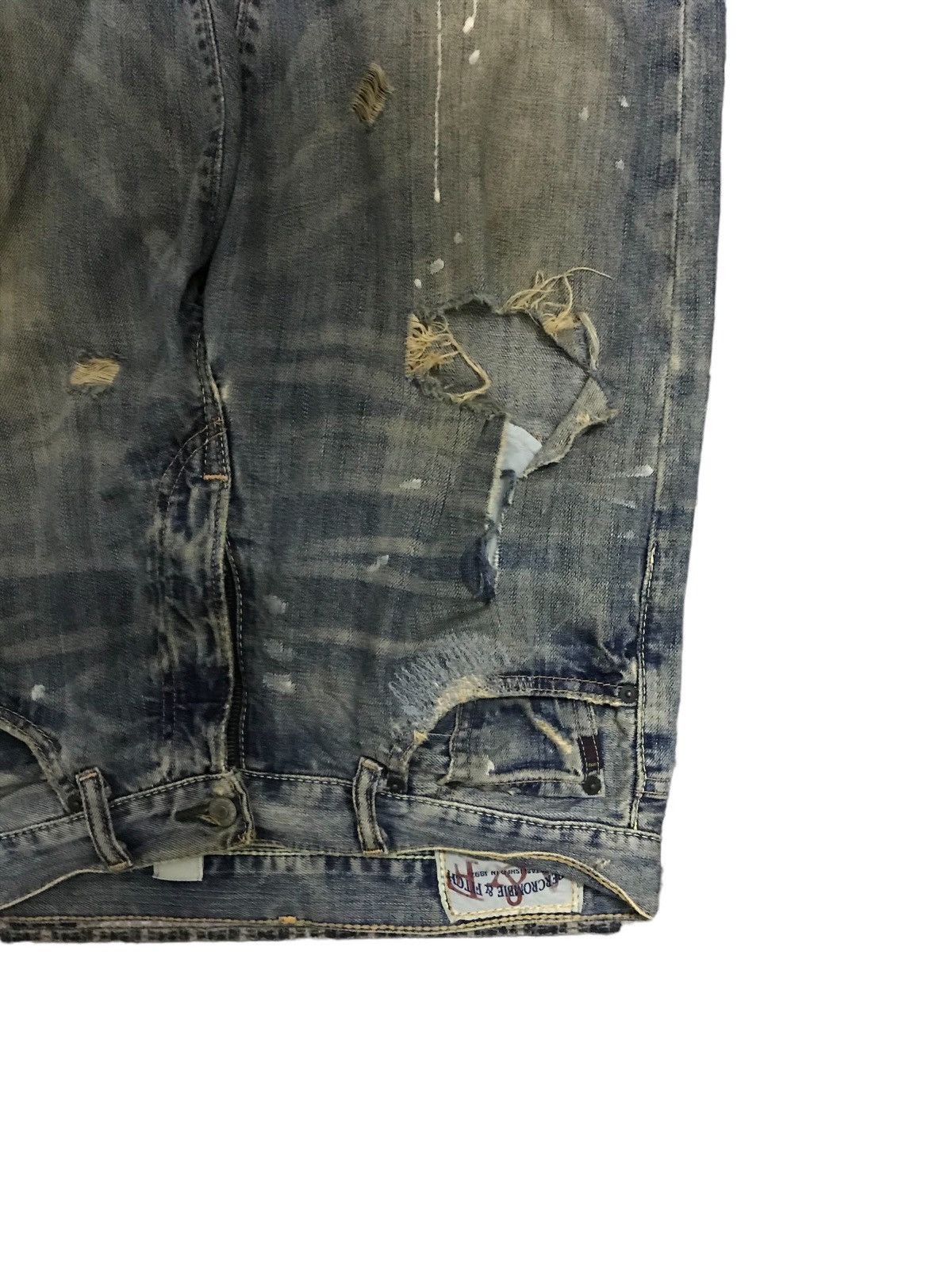 Le Grande Bleu (L.G.B.) Abercrombie Fitch RN75654 Ripped Distressed Thrash Splater Size US 32 / EU 48 - 7 Thumbnail