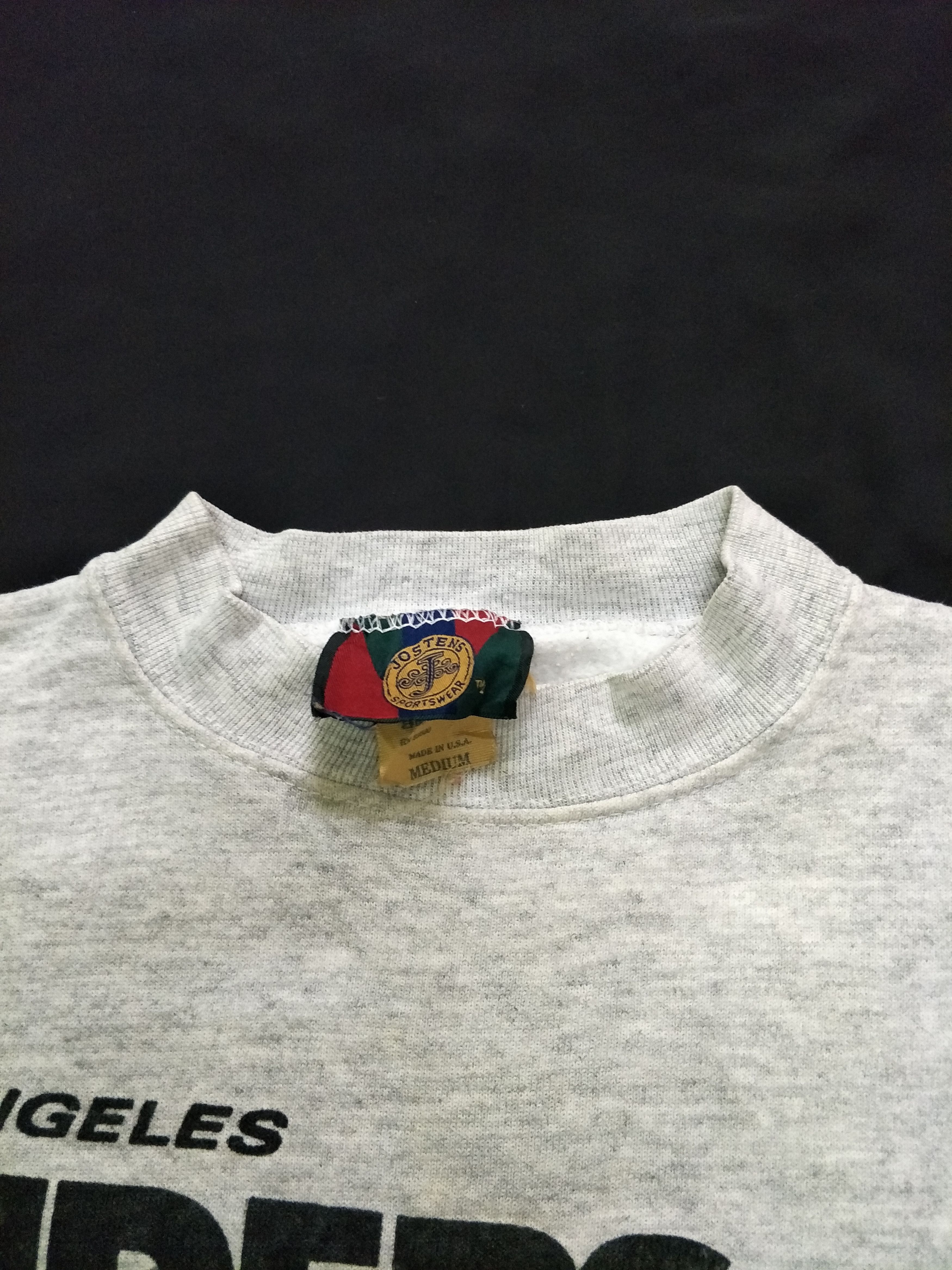 NFL 80s Raiders Team NFL Snoopy Sweatshirt Made In USA Size US M / EU 48-50 / 2 - 7 Thumbnail