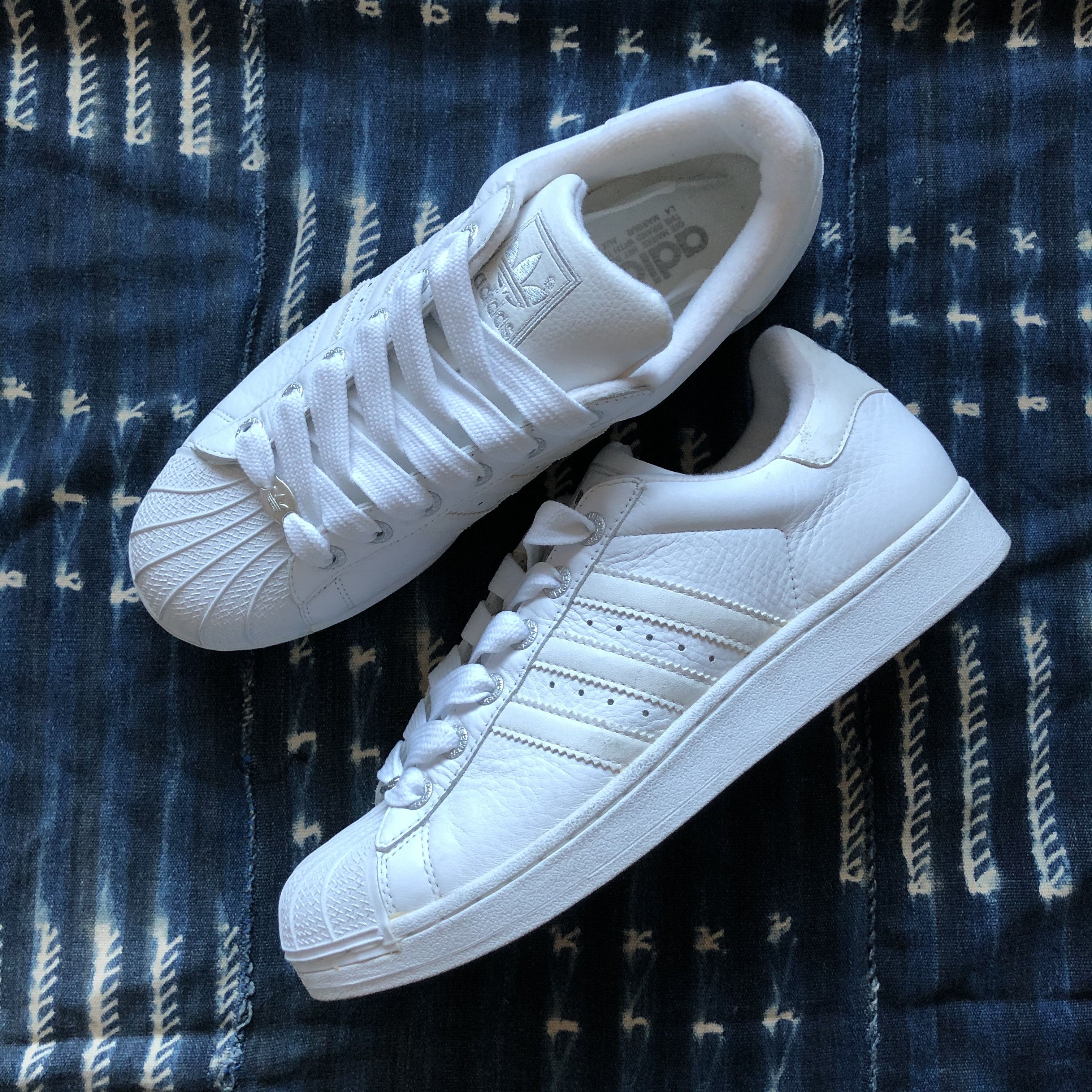 Adidas superstar kingsman deals