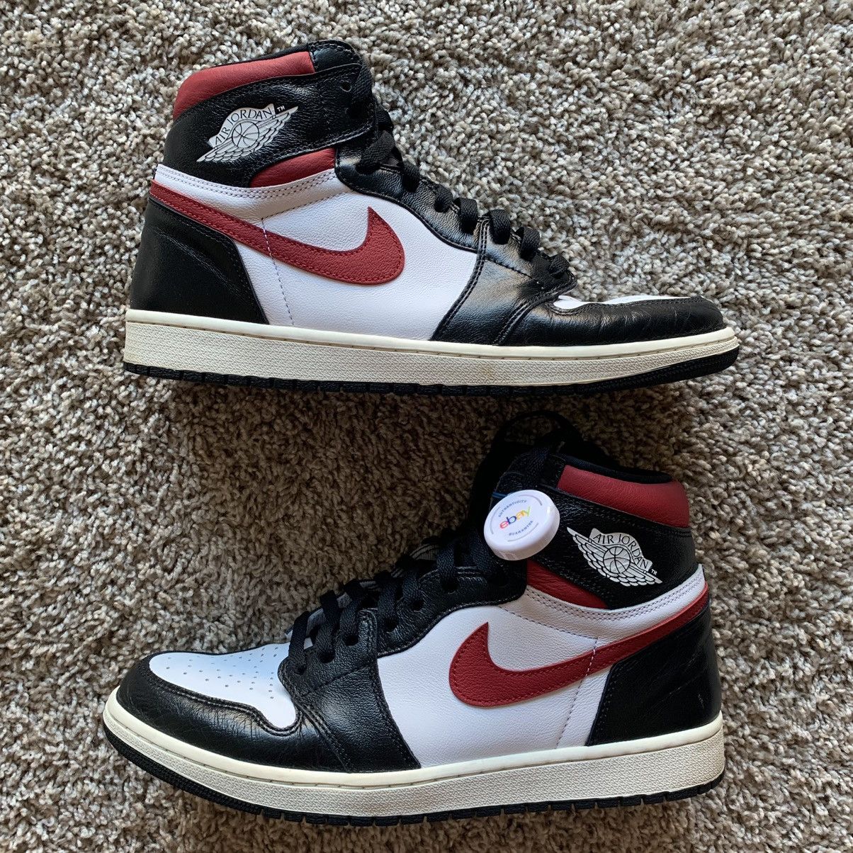 Air Jordan 1 Retro High Black Gym Red Size 12