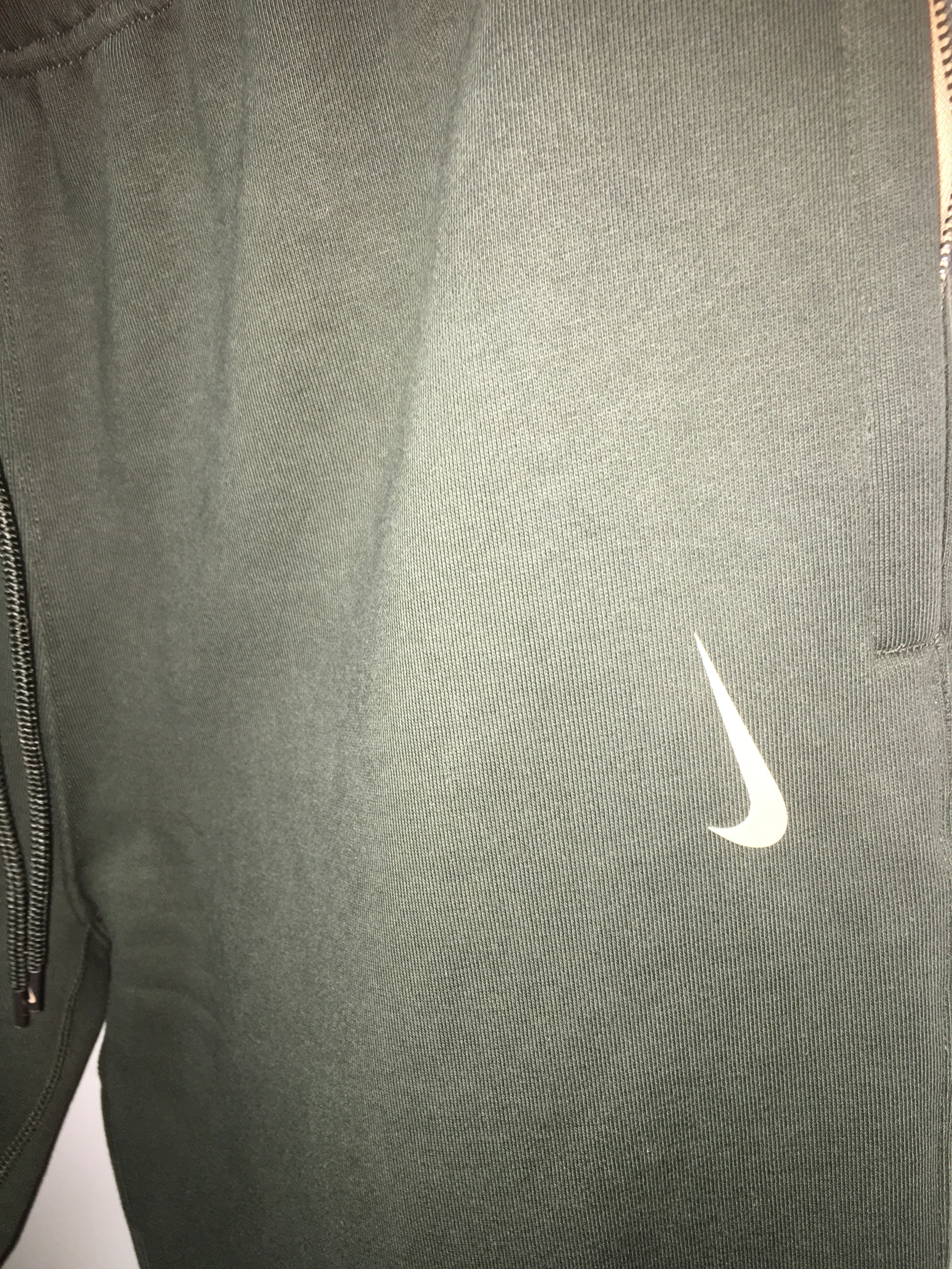 Billie Eilish × Nike NIKE X BILLIE EILISH NRG LA FLEECE JOGGER PANT Size US 34 / EU 50 - 8 Thumbnail