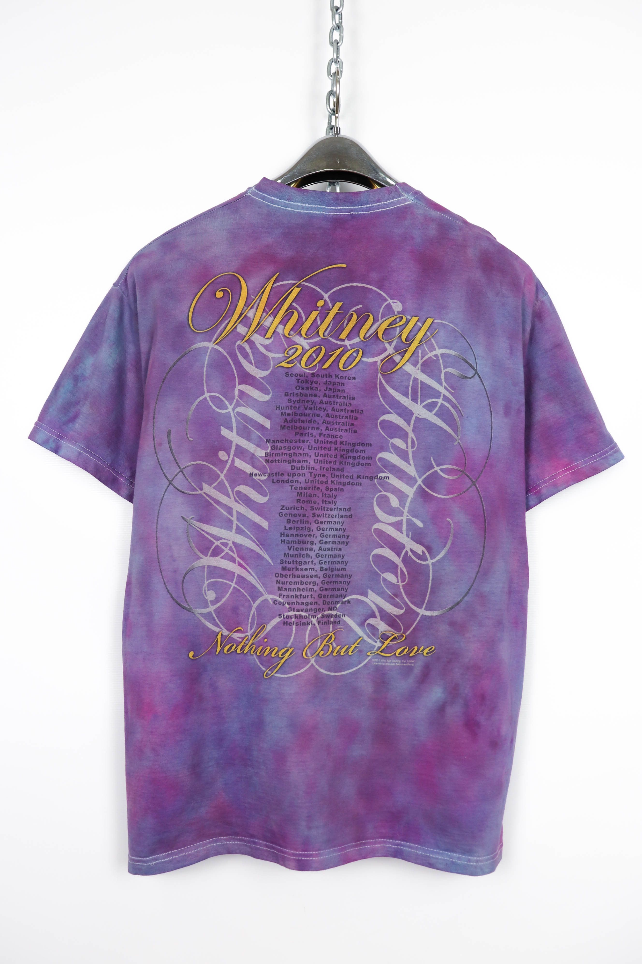 Band Tees 00s Vintage Whitney Houston ©2010 Repainted Purple Tour Tee Size US M / EU 48-50 / 2 - 2 Thumbnail