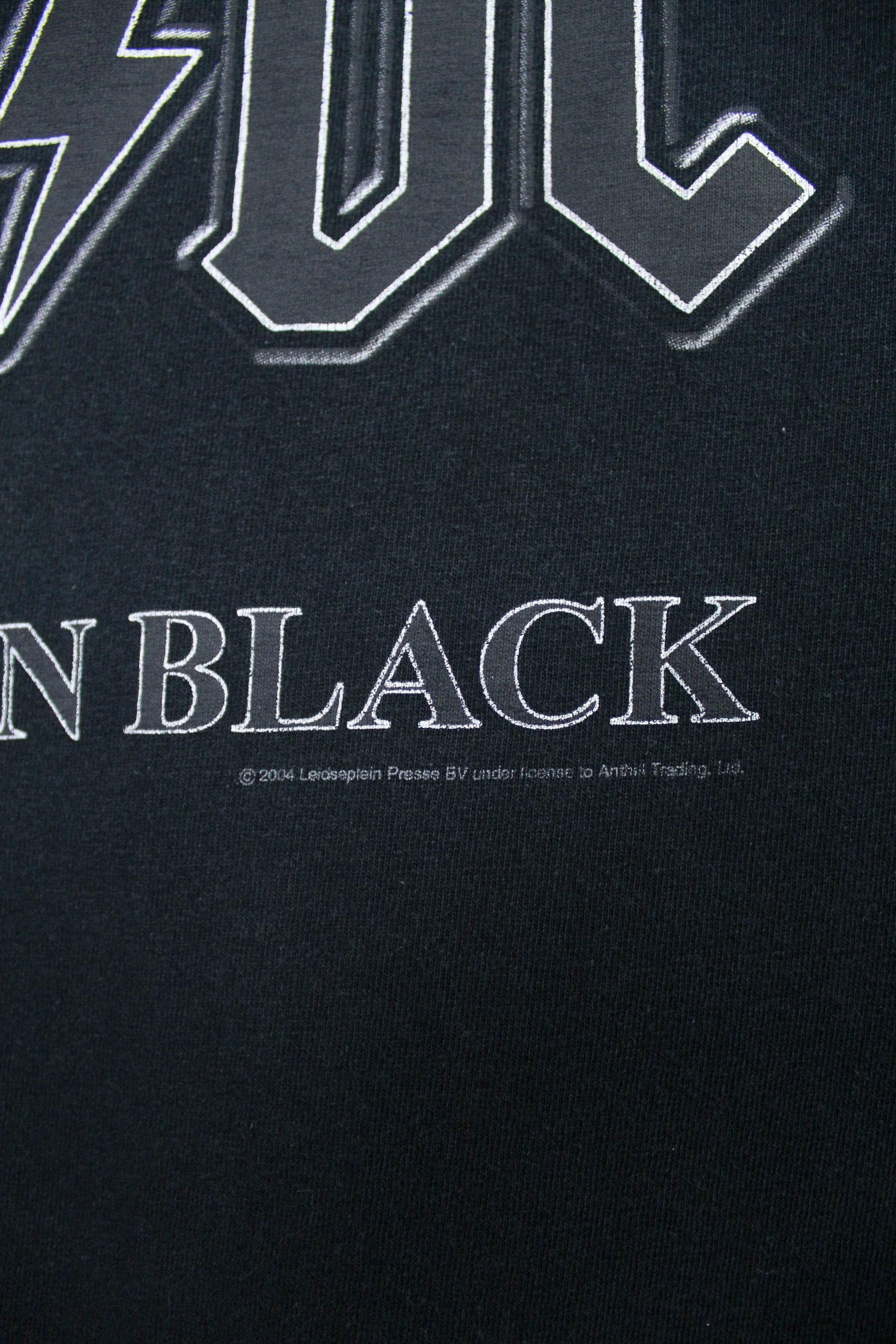 AC/DC × Band Tees AC/DC Back In Black ©2004 Rare Vintage Rock Band T-shirt Size US S / EU 44-46 / 1 - 6 Thumbnail