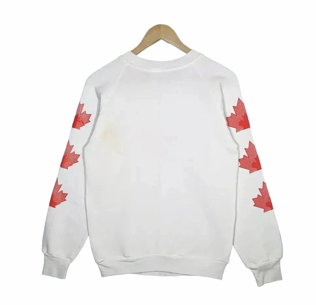Vintage Vintage Canada Big Print Sweatshirt Size US S / EU 44-46 / 1 - 2 Thumbnail