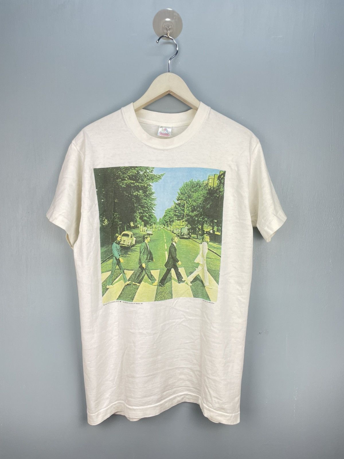 Band Tees Vintage 90s The Beatles Abbey Road t shirt Size US M / EU 48-50 / 2 - 1 Thumbnail