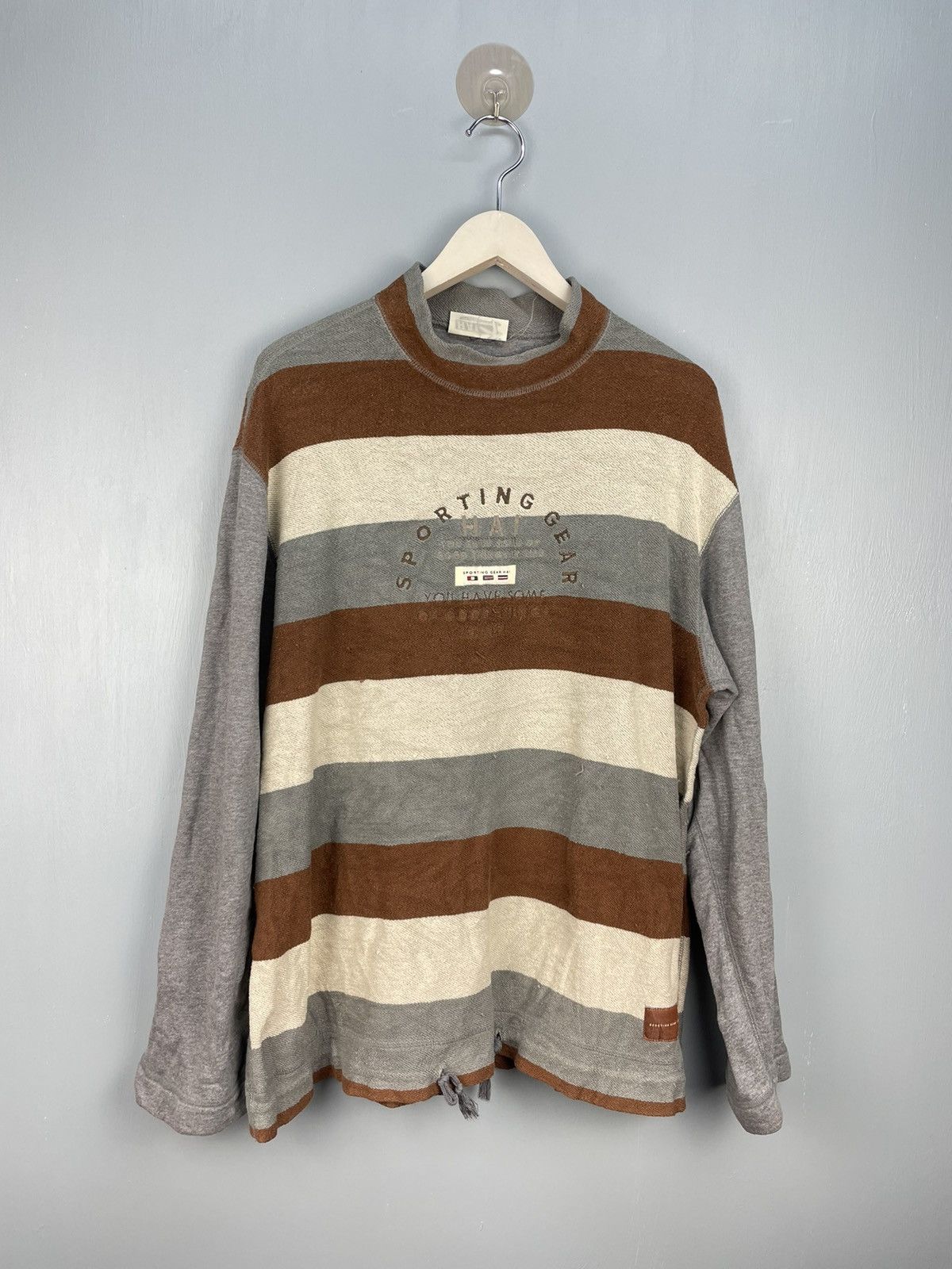 Hai Sporting Gear sweatshirt
