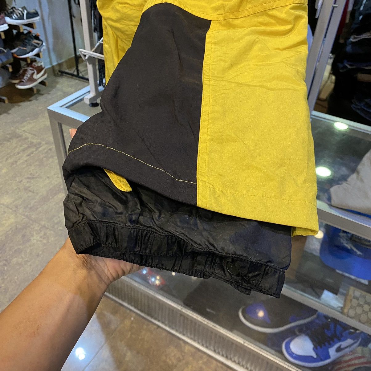 DEADSTOCK USED‼️The North Face Yellow Black Skiwear Pants