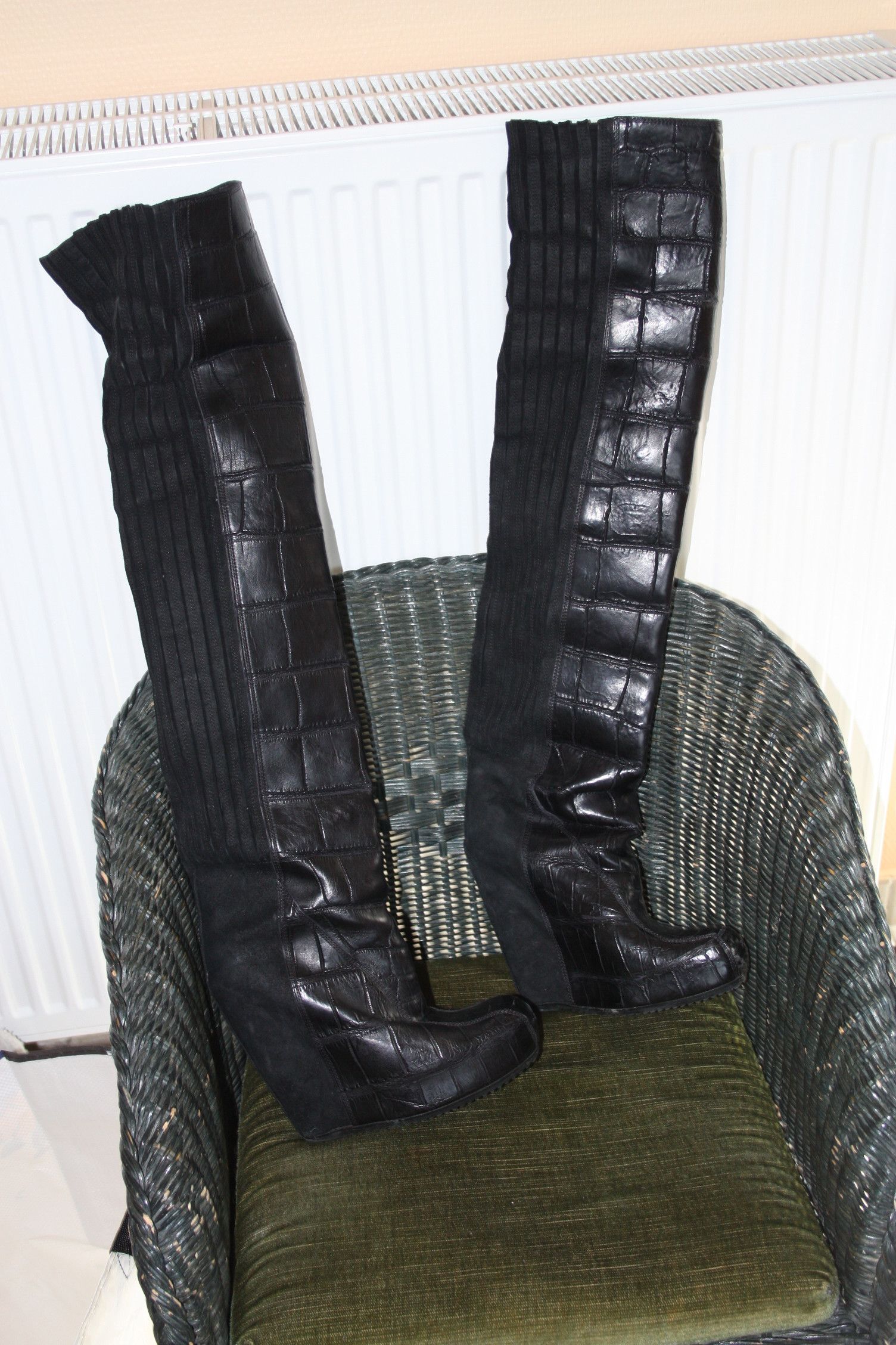 Rick Owens rare rick owens Crocodile réal Thigh boots | Grailed Rick Owens rare rick owens Crocodile réal Thigh boots | Grailed