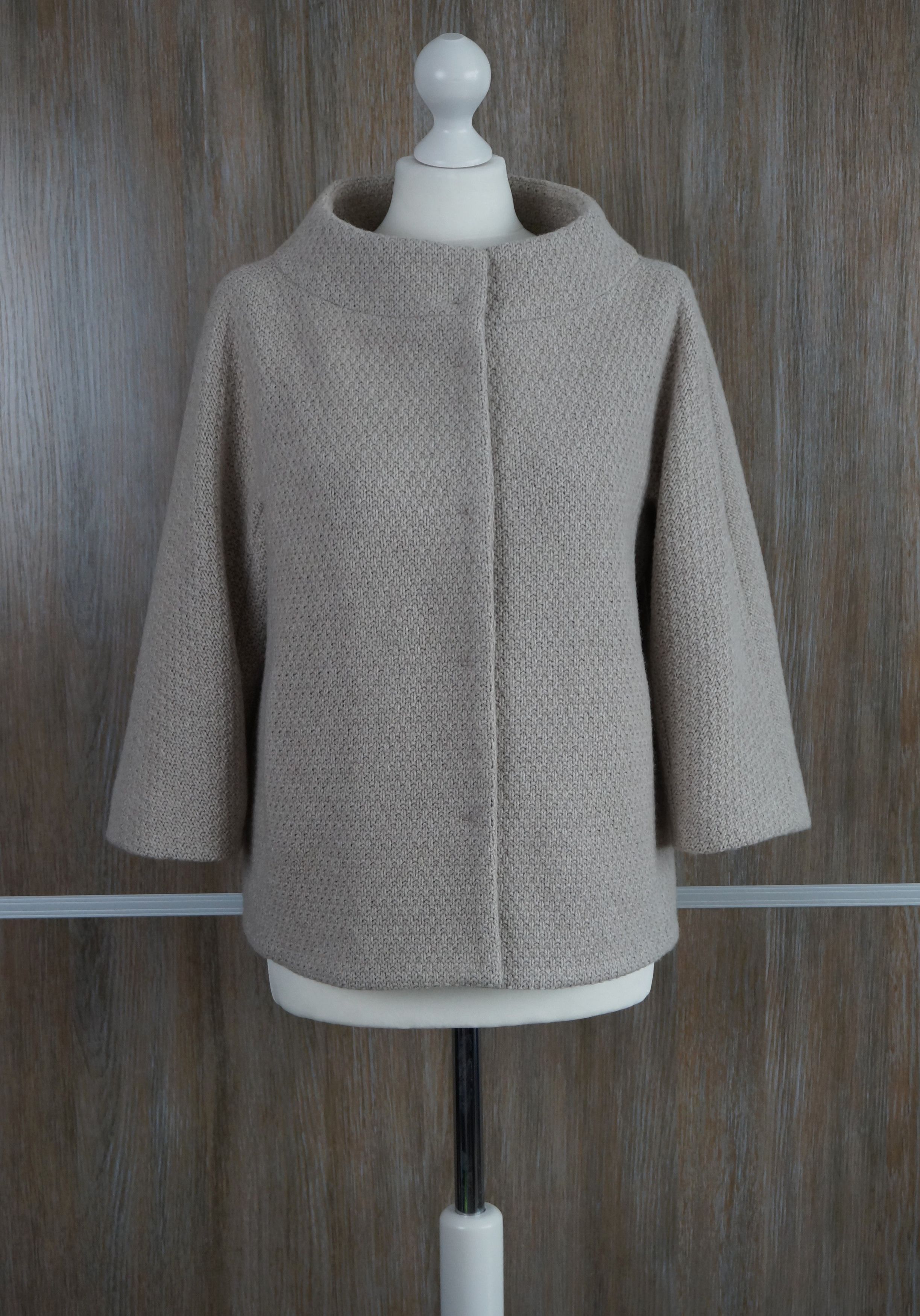 Cappellini wool coat jacket. Size 44IT.