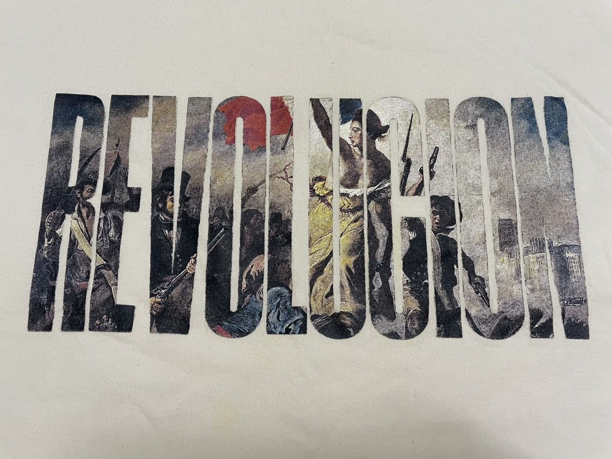 Other Vintage Revolucion Action Movie T-Shirt Size US XL / EU 56 / 4 - 6 Thumbnail