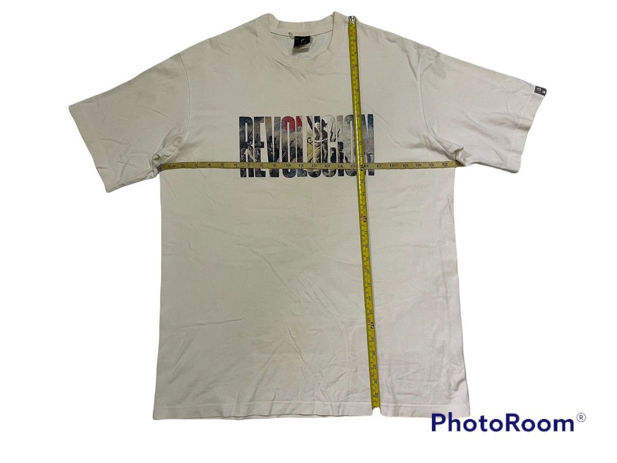Other Vintage Revolucion Action Movie T-Shirt Size US XL / EU 56 / 4 - 5 Thumbnail