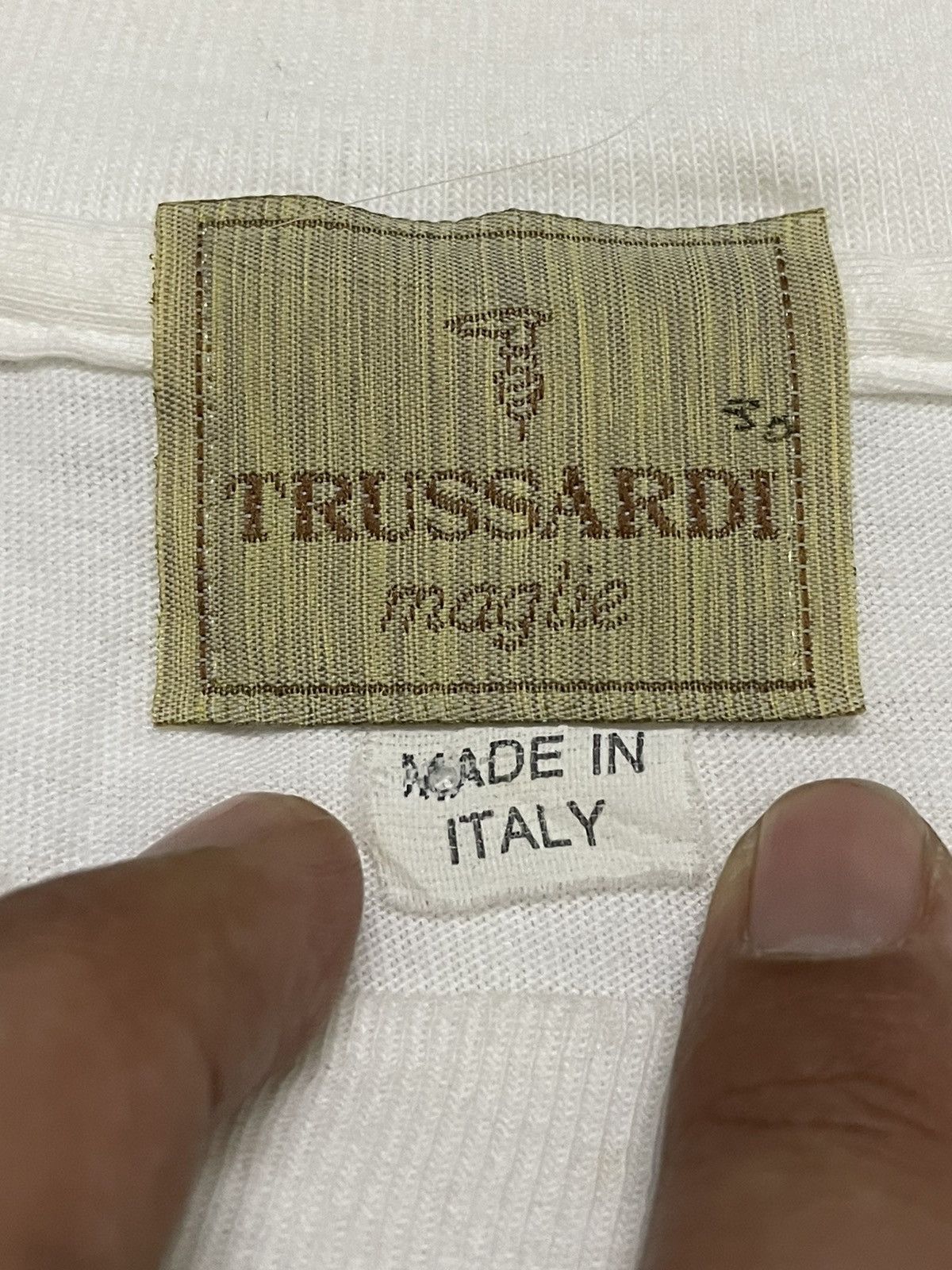 Trussardi Vintage Trussardi T-Shirt Nice Design Size US M / EU 48-50 / 2 - 5 Thumbnail