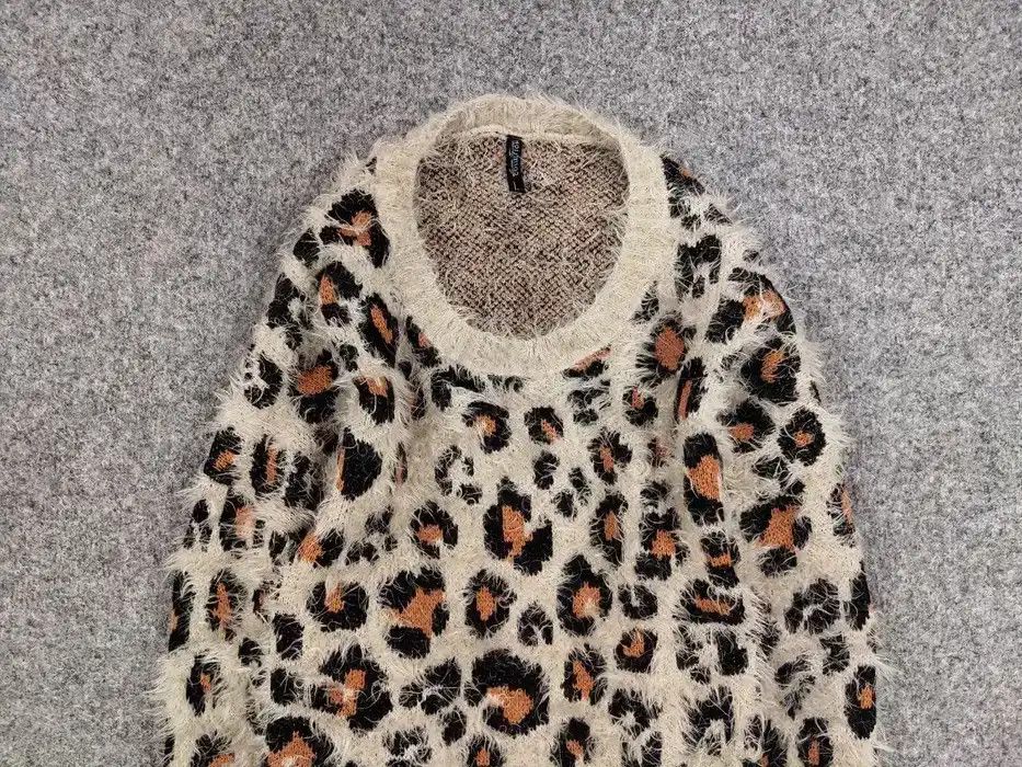 Japanese Brand Vintage Y2K Hype Mohair Teddy Sweater Kanye West Style Size US L / EU 52-54 / 3 - 3 Thumbnail