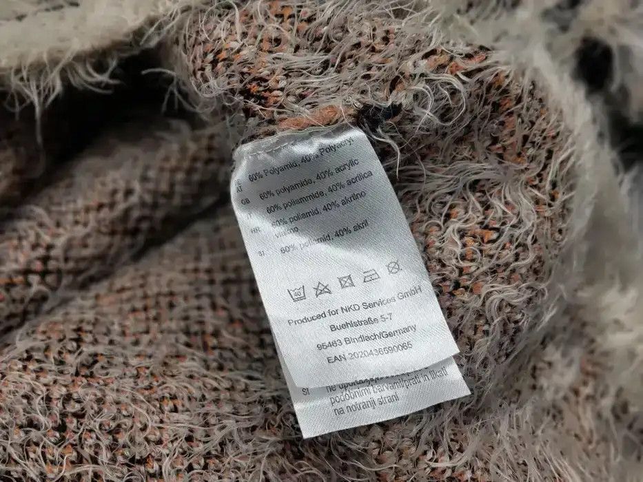 Japanese Brand Vintage Y2K Hype Mohair Teddy Sweater Kanye West Style Size US L / EU 52-54 / 3 - 9 Thumbnail
